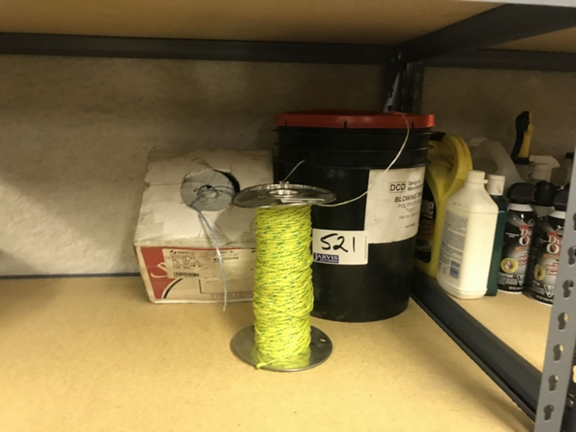 LOT OF TWINE