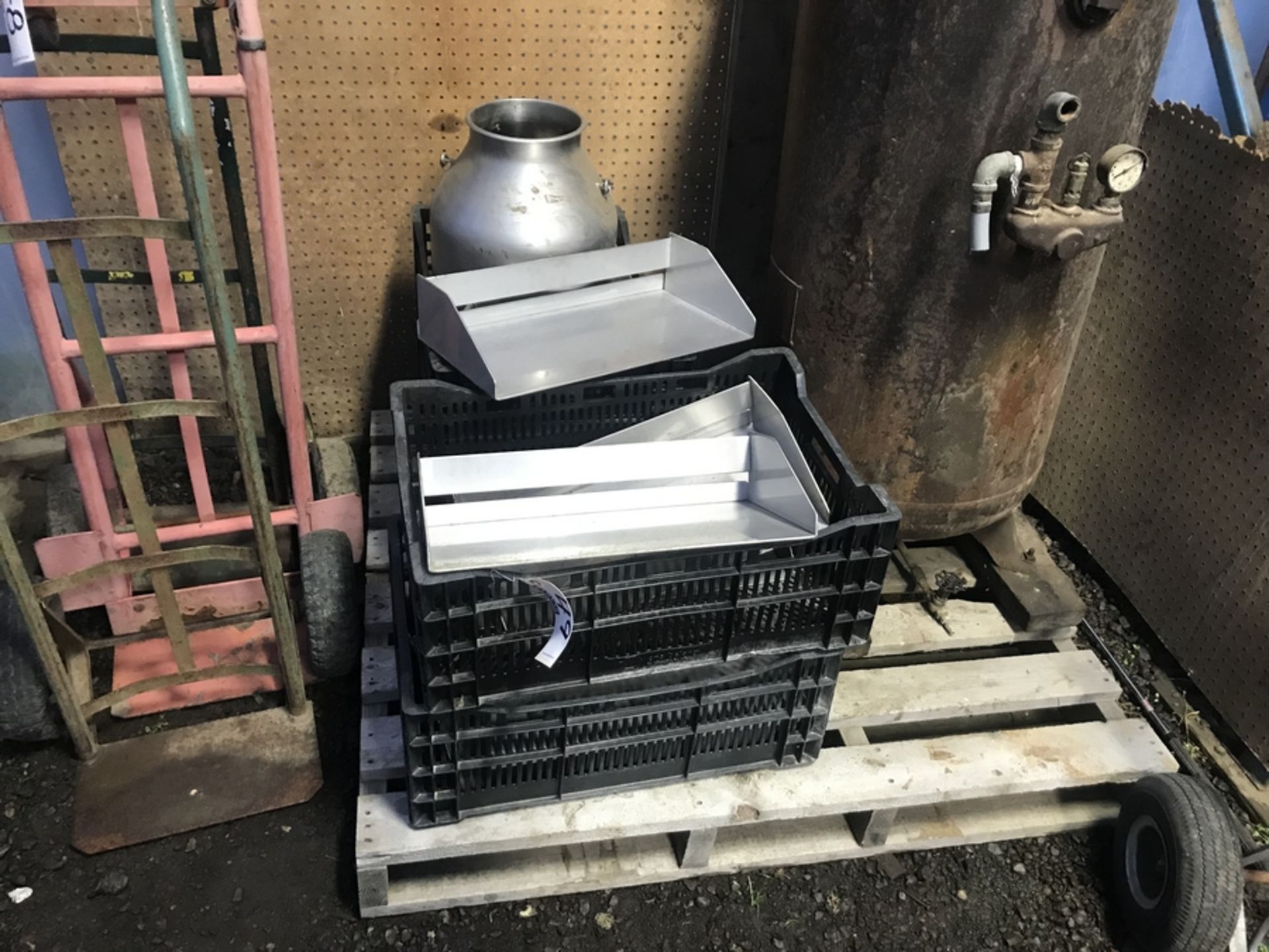 4 TOTES & ASSORTED STAINLESS