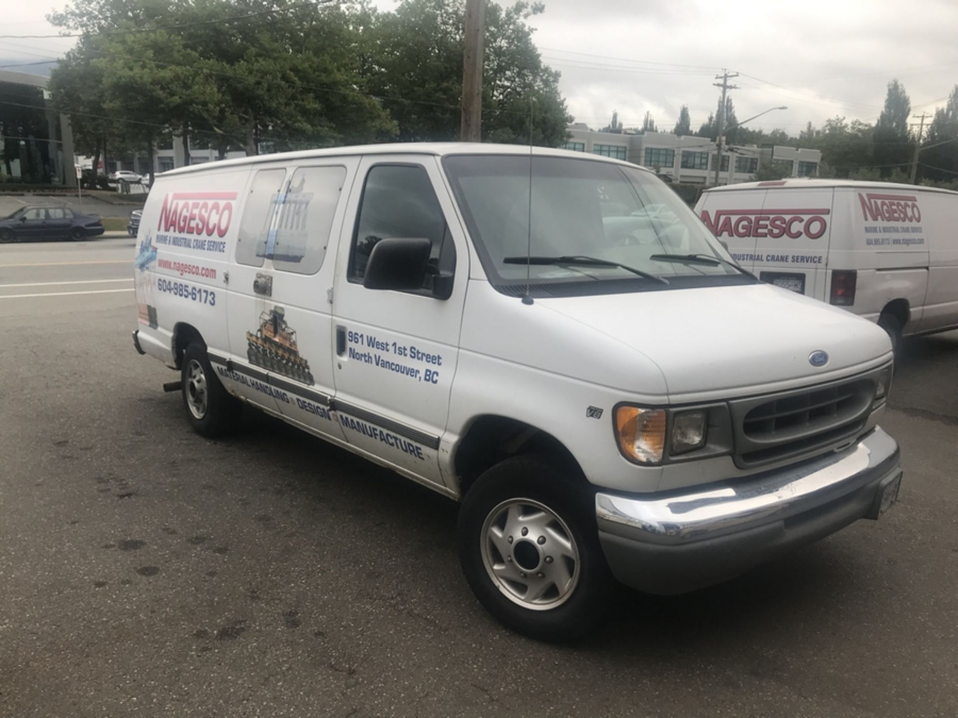 1997 FORD E250 LONG WHEEL BASE VAN & 237,000 KMS