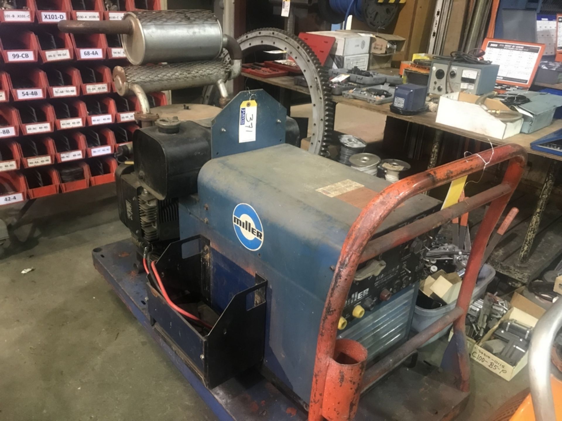 CANOX 250E AC/DC PORTABLE GAS WELDER / GENERATOR WITH CABLING