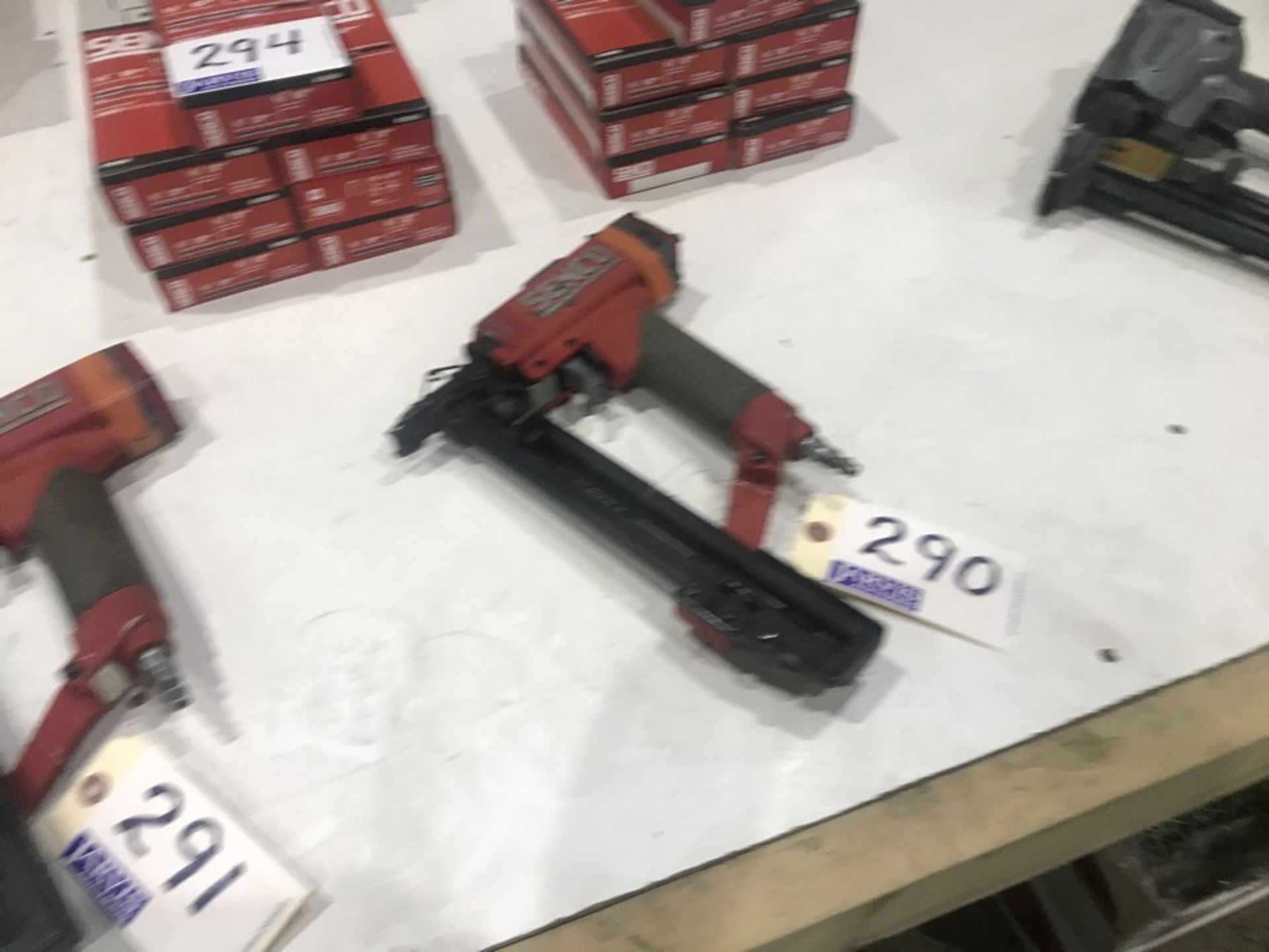 SENCO STAPLER