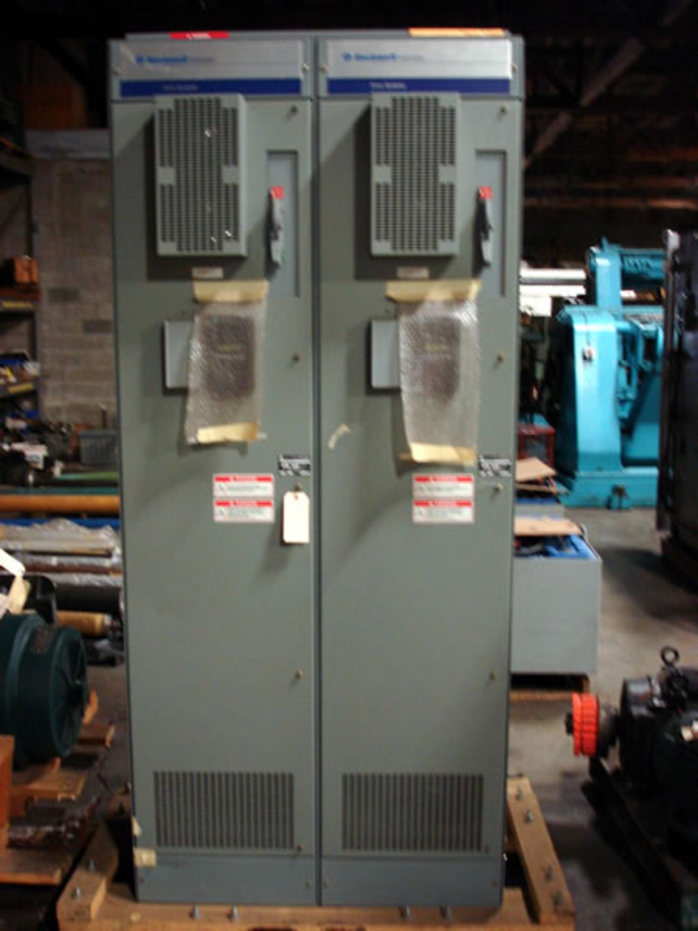 Allen-Bradley Bulletin 2362 Two Motor (75HP) AC Vector Drive Unit