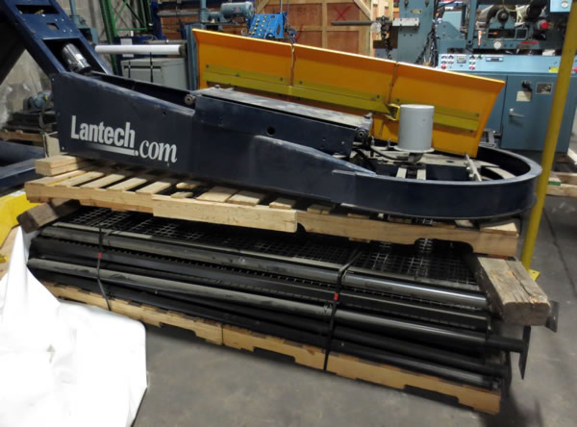 Used Lantech S-400 Straddle Style Semi-Automatic Stretch Wrapper - Image 2 of 8