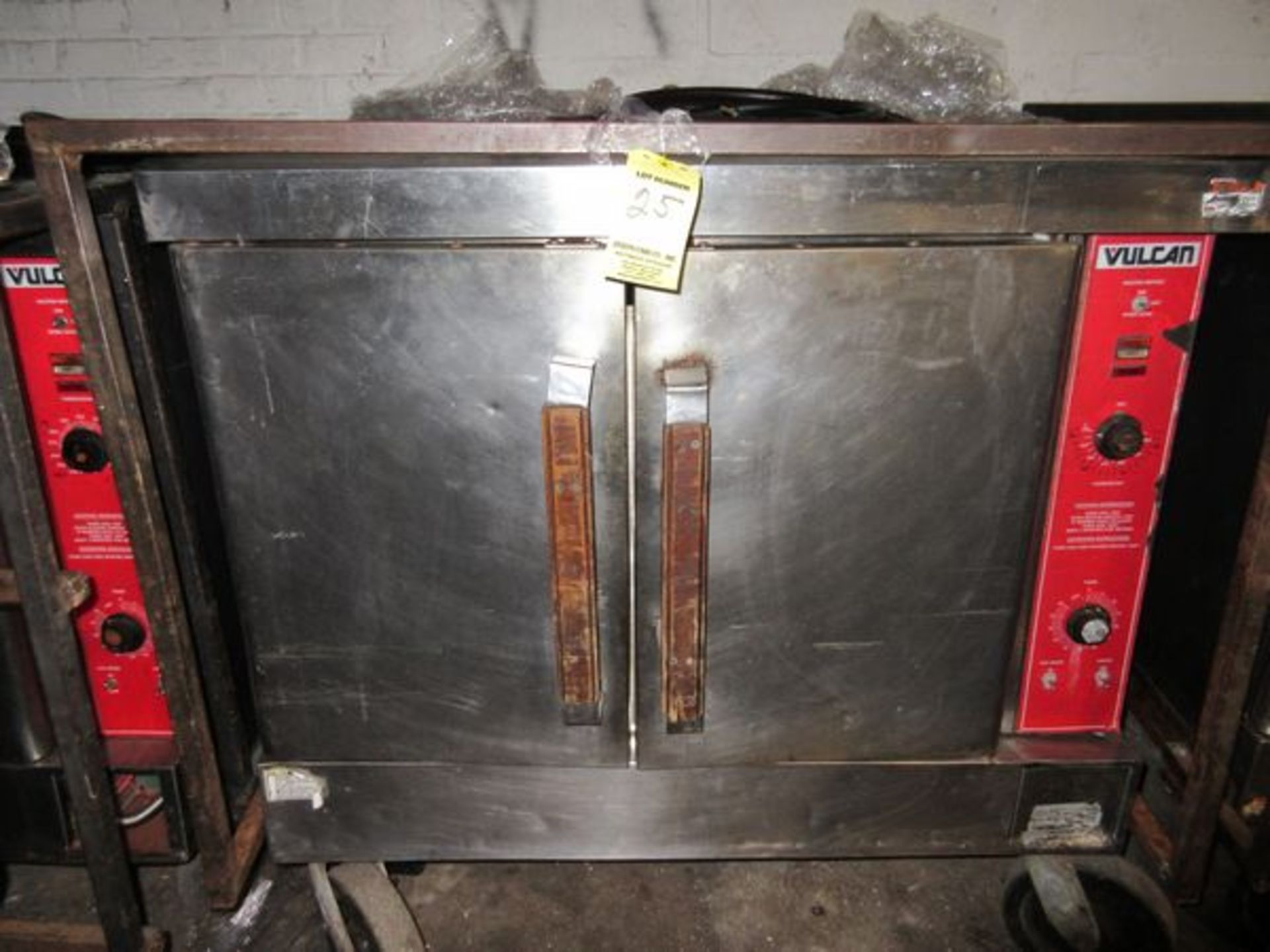 Vulcan 2-Door Port. LP Full Size Convection Oven - Image 2 of 2