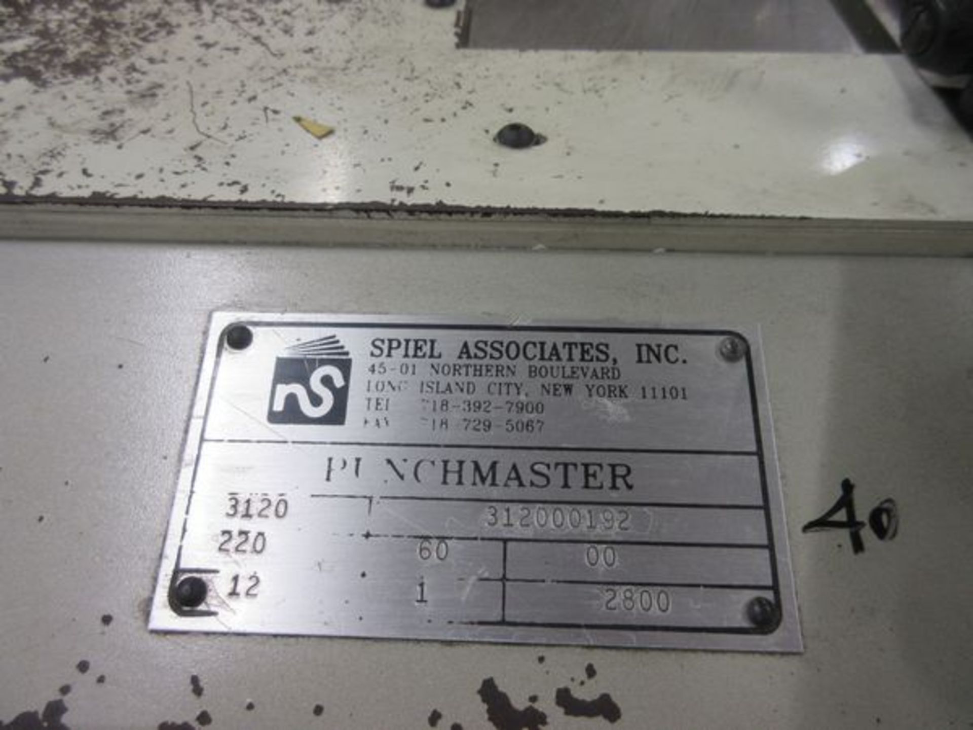 Spiel Punchmaster 3120 auto fed 21” wide paper punch w/ dies. s/n 312000192 - Image 5 of 6