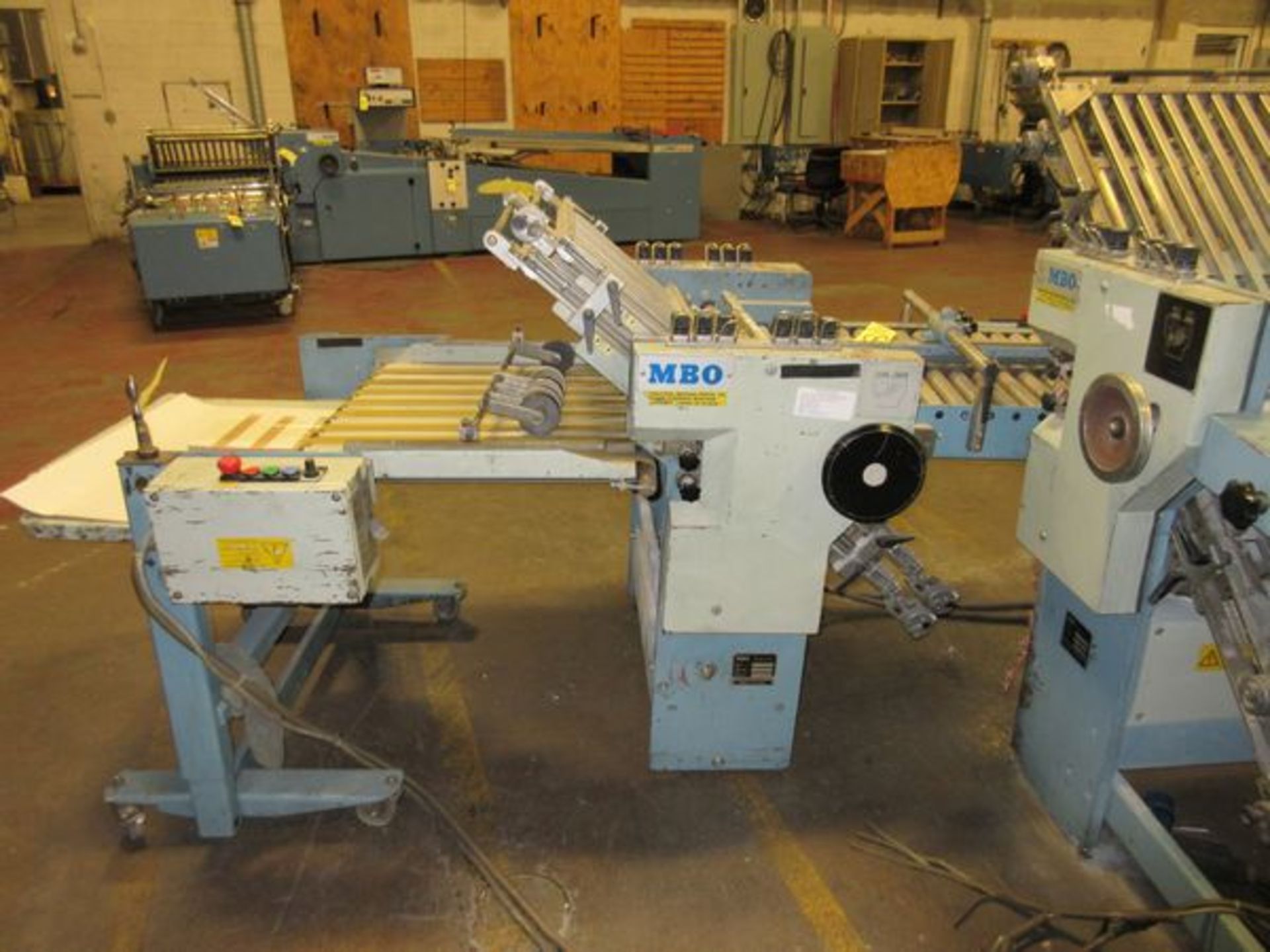 MBO Model B26-C, 26" Continuous Feed Folder, s/n P11/50, MCC3 Electric Counter, MBO Right Angle - Image 2 of 5