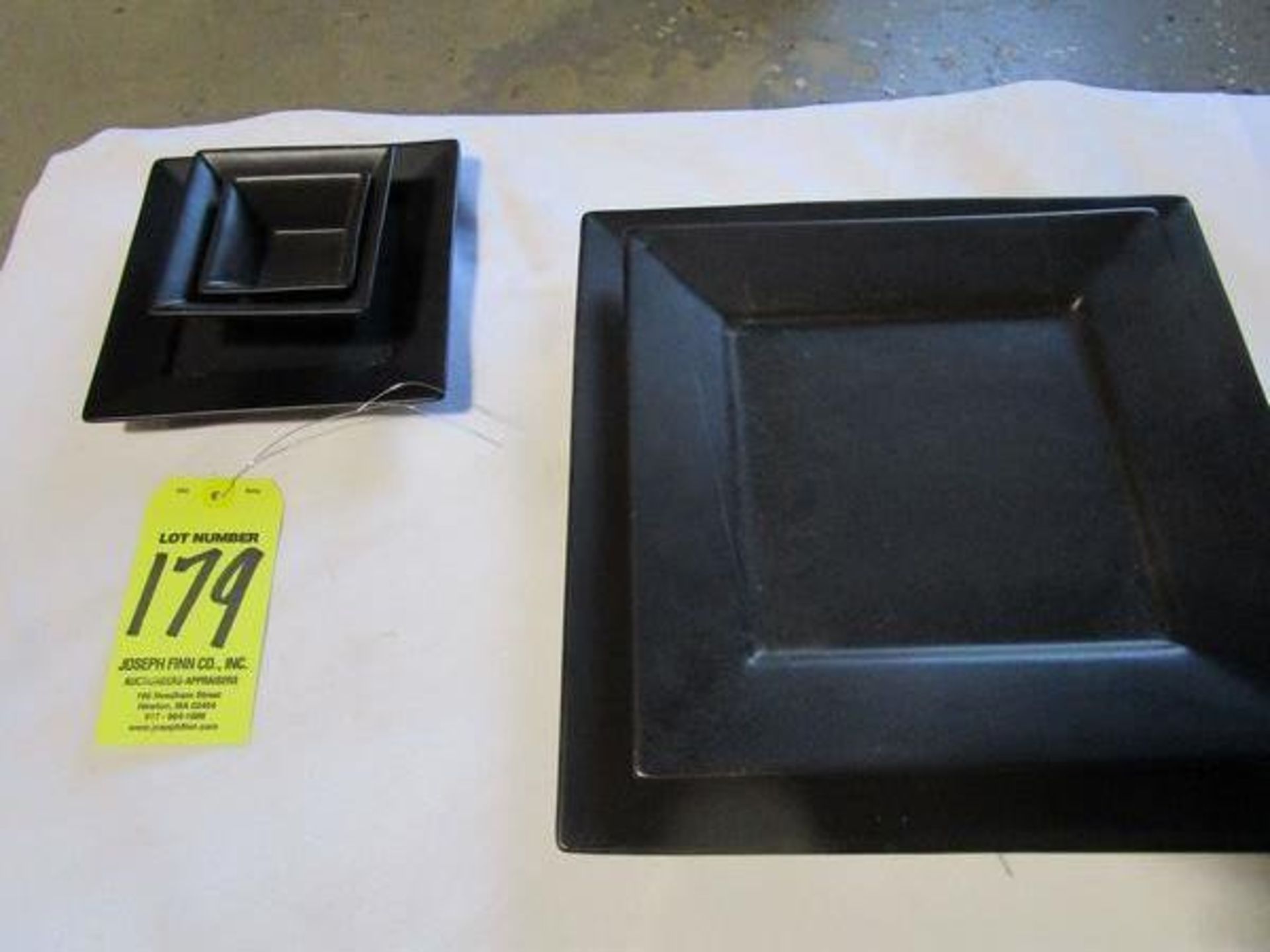 LOT Black Matte Square Set w/ (1247) 4.5" Block, (1276) 3" Block, (70) 6" Block Plates, (135) 12"