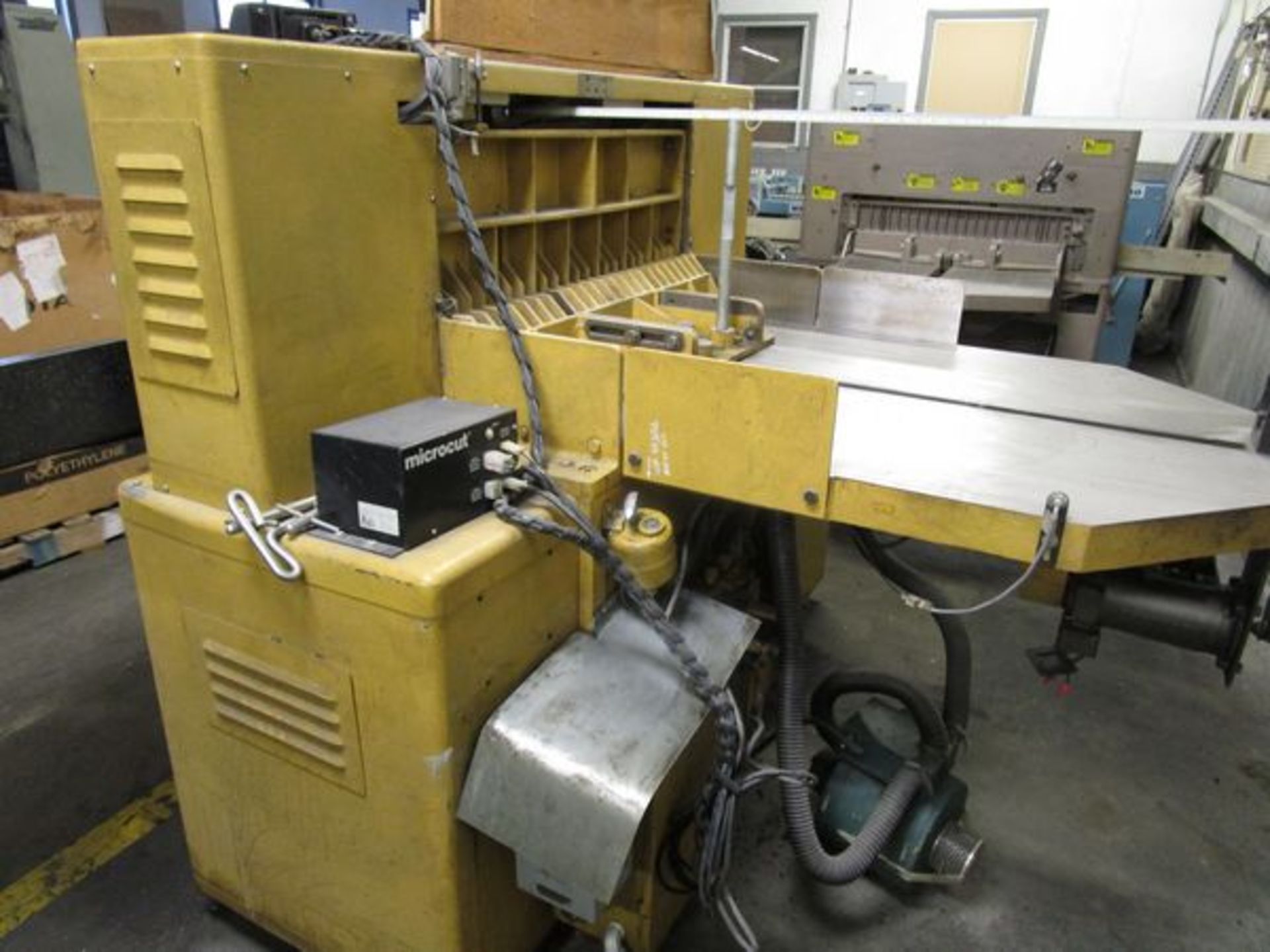 Challenge 370G Mod. GM Paper Cutter, s/n 29633, Size 370, 37" (Located in Palmer, MA) - Image 4 of 4