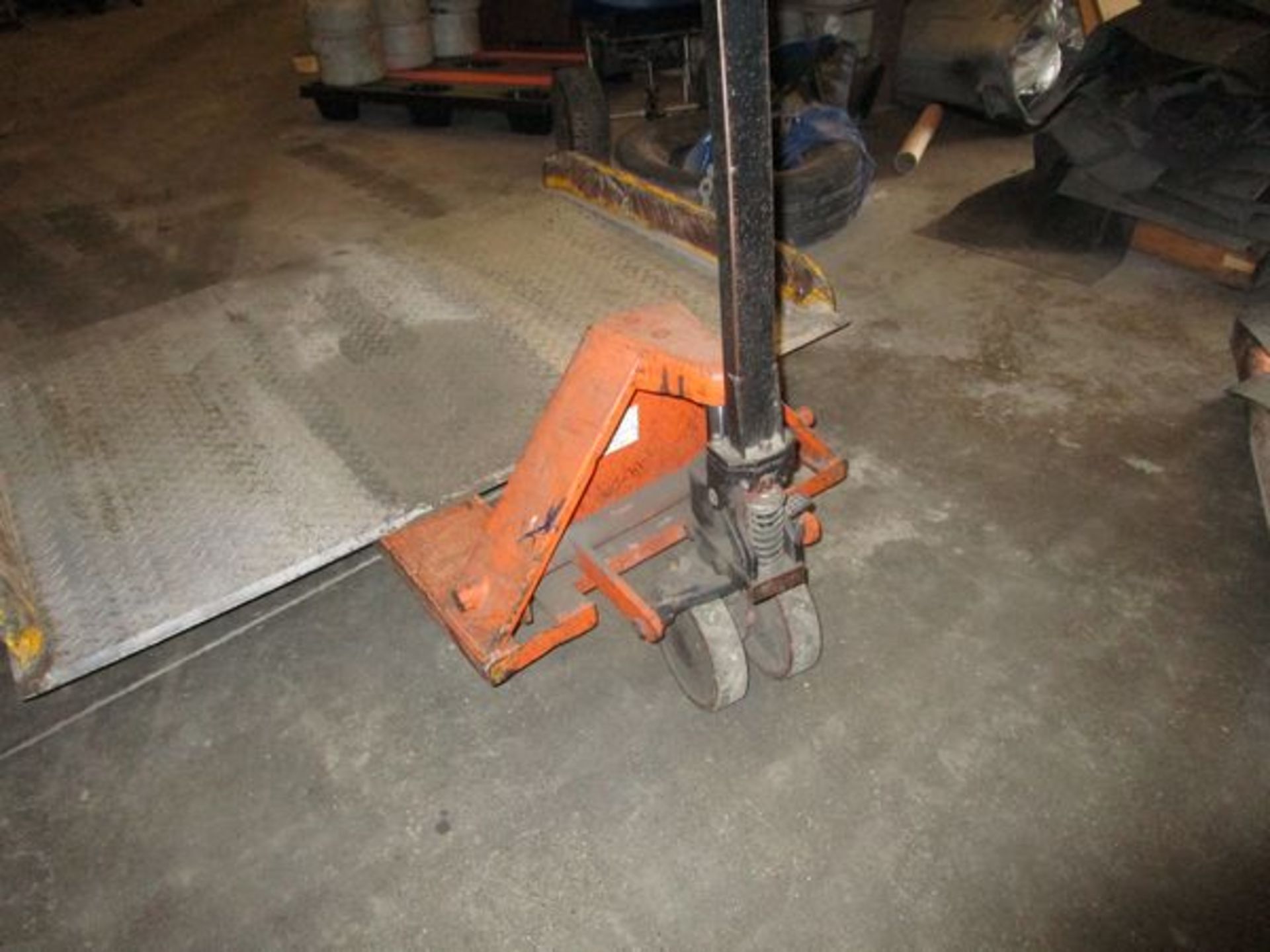 Hyd. Pallet Jack, No Dock Plate, In WH (Located in Palmer, MA)