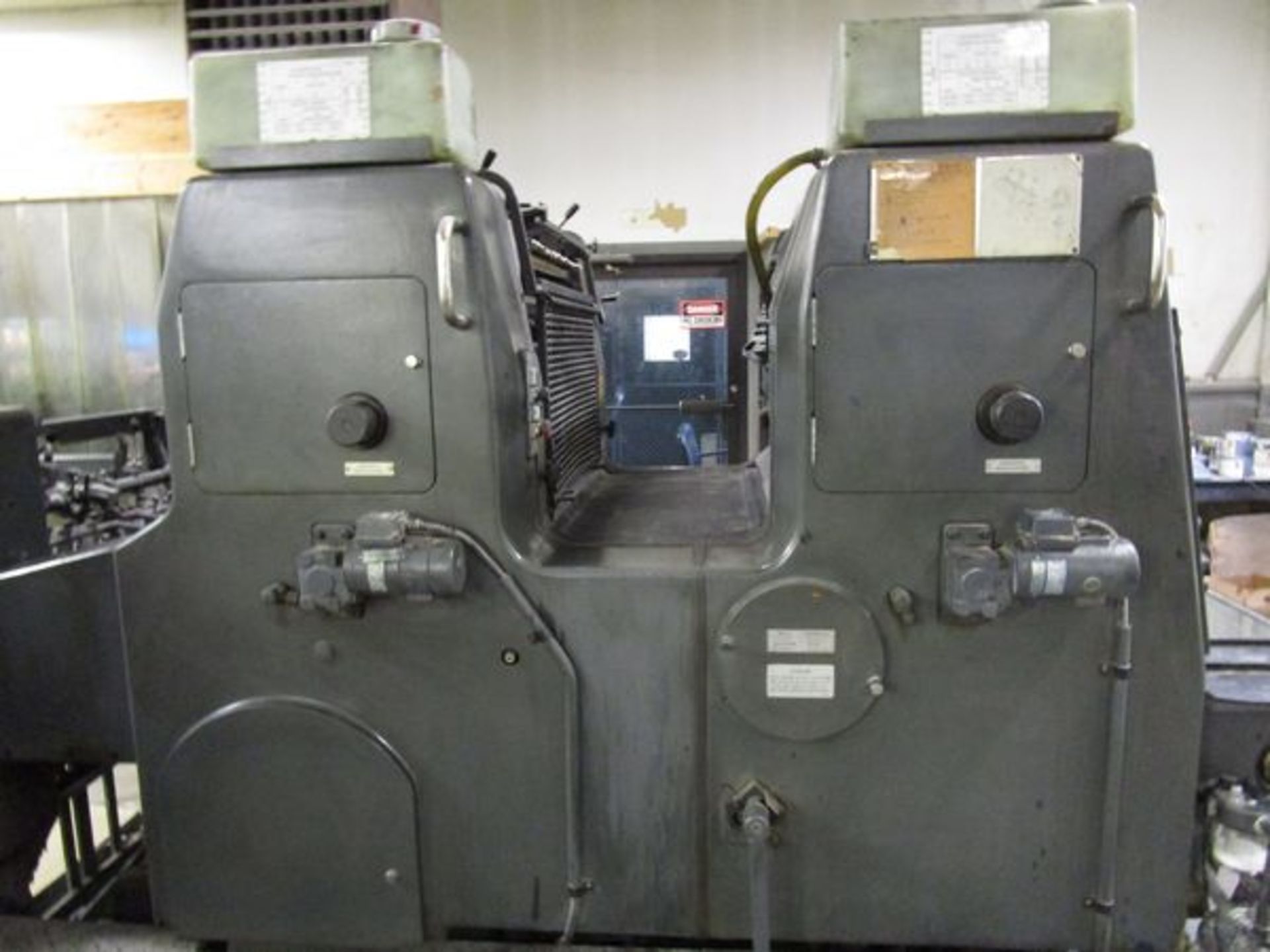 Heidelberg Type MOZP 2-Color Press, s/n 609-706 with Standard Dampening (Located in Palmer, MA) - Image 4 of 7