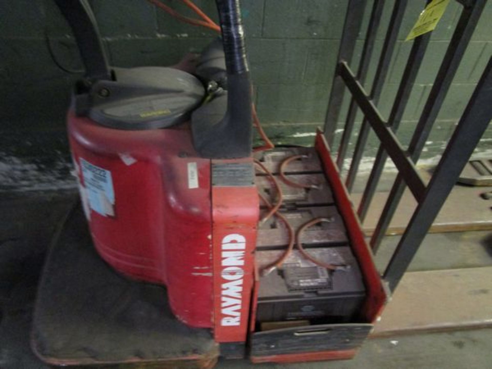 Raymond 112TM-FRE60L 6000 Lb. Elec. Pallet Jack w/Charger (Located in Palmer, MA) - Image 2 of 3