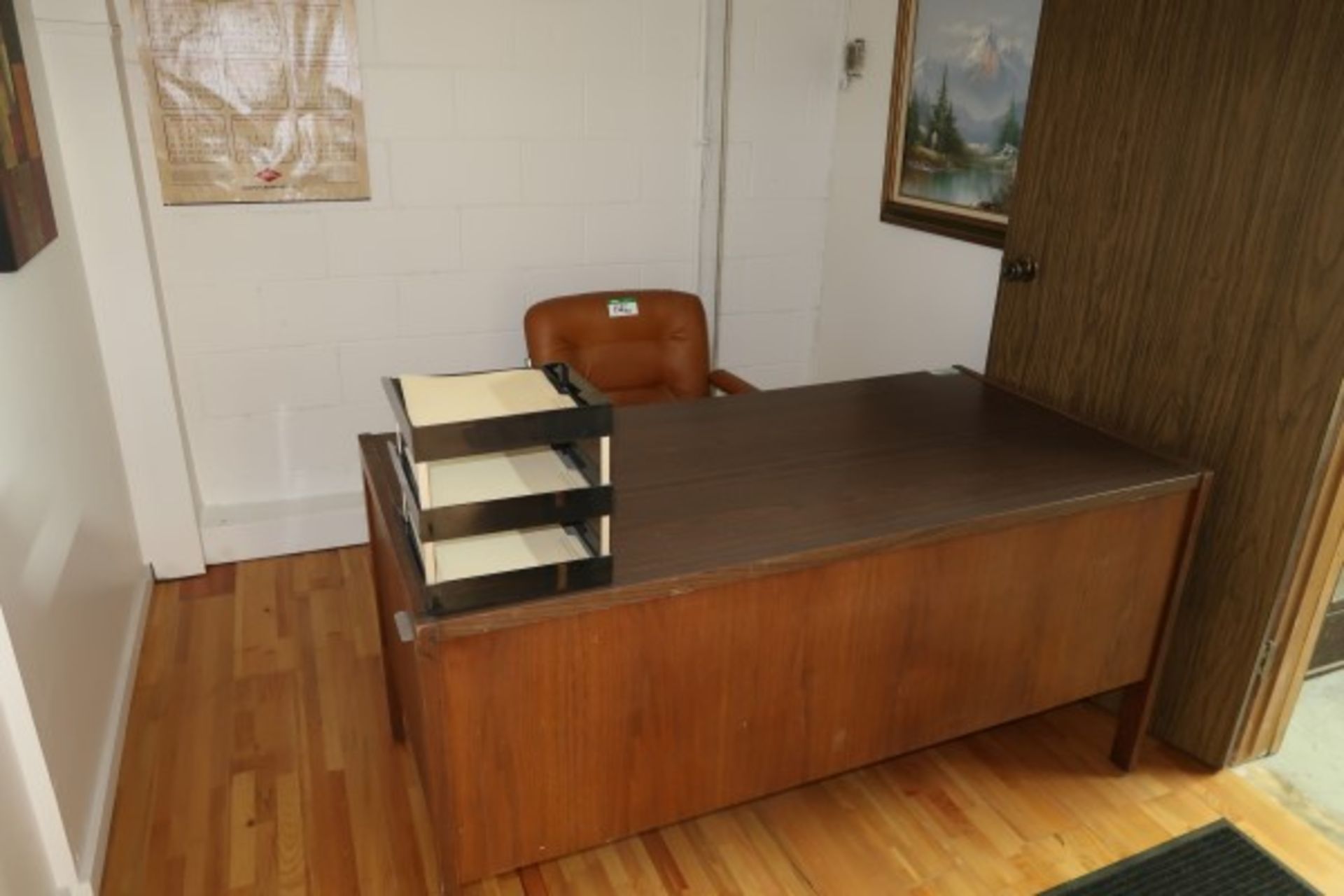 ALL OFFICE FURNITURE IN UPSTAIRS OFFICE - Image 3 of 3