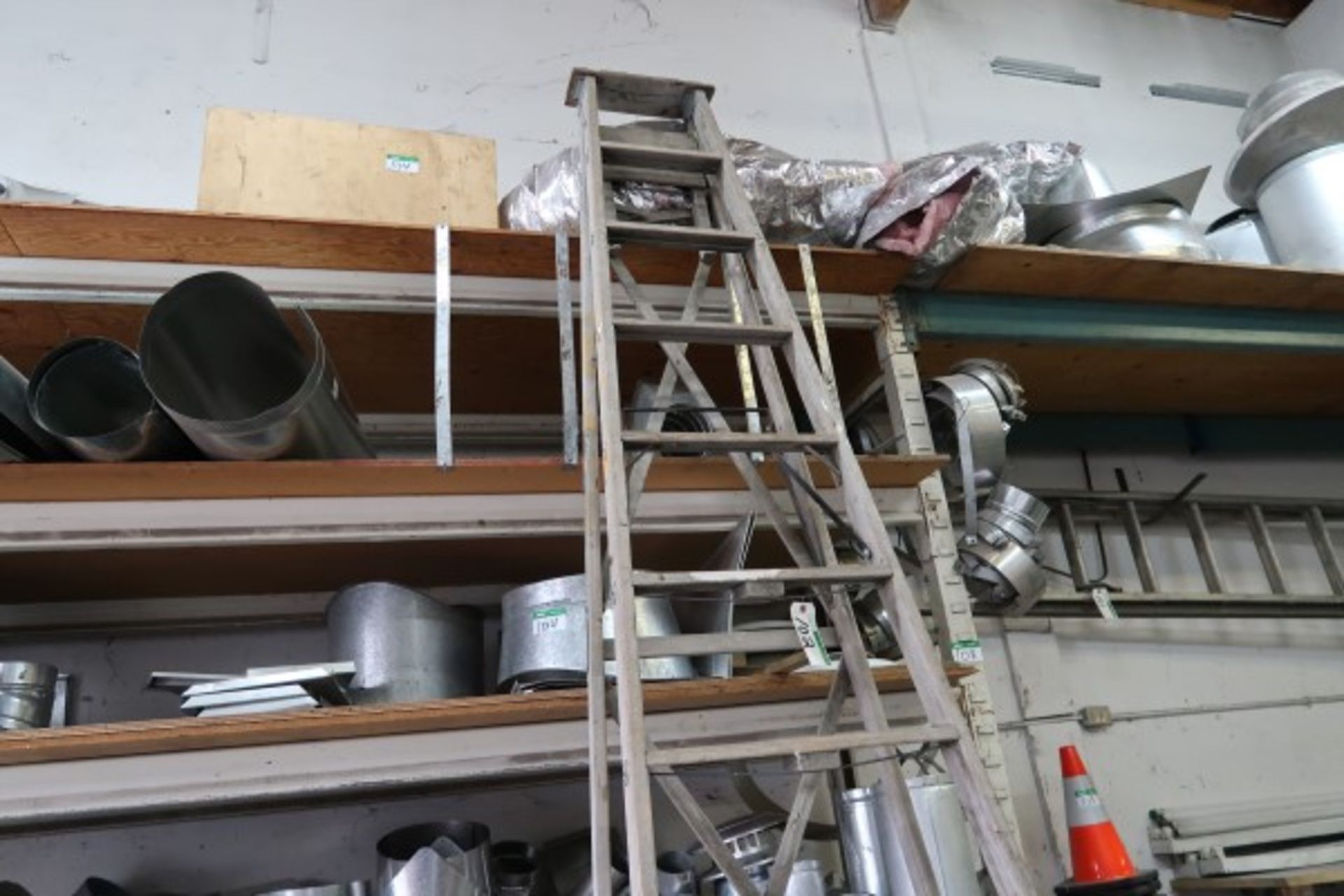 10FT WOODEN STEP LADDER