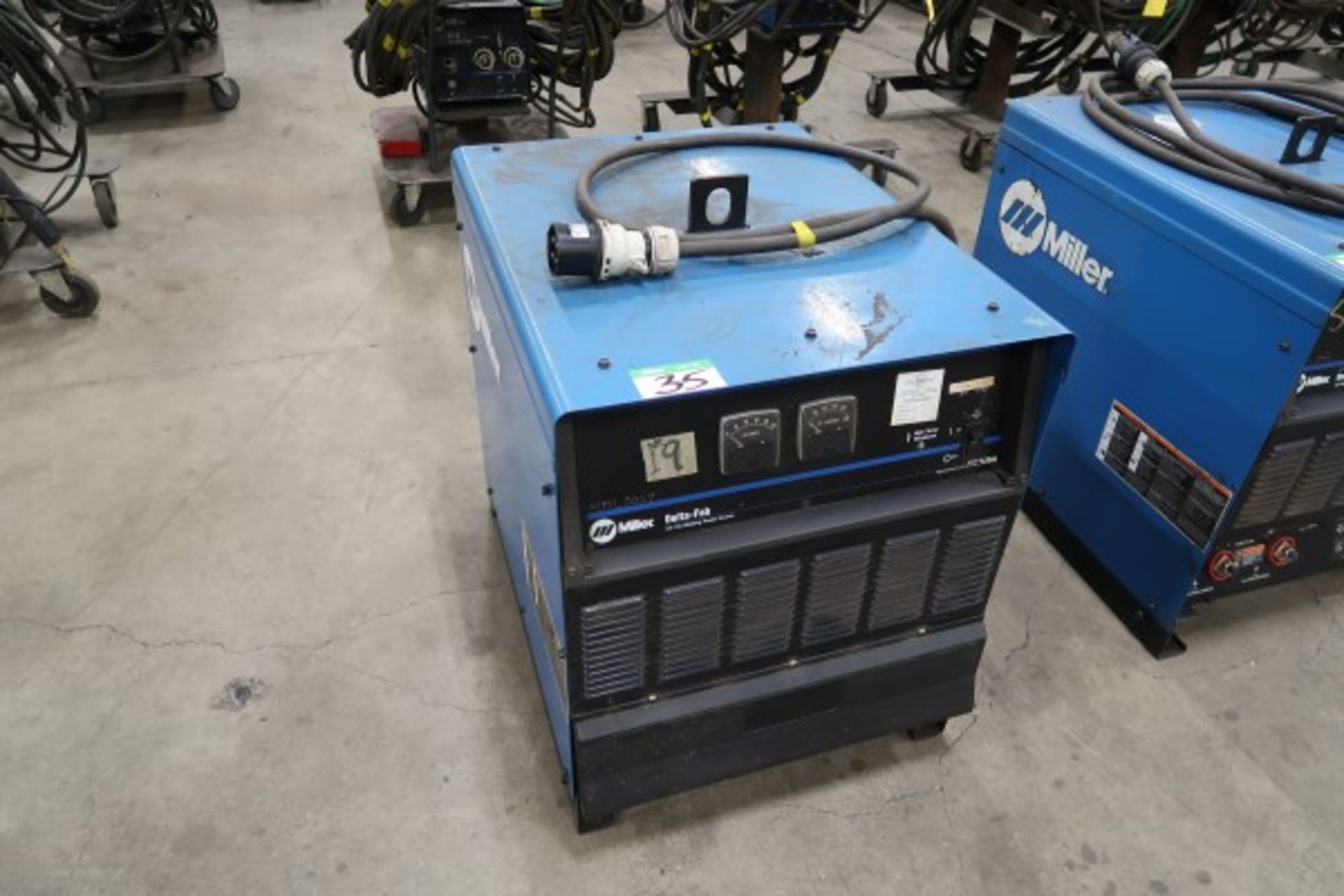 MILLER DELTA FAB CV-DC WELDER, 3PH