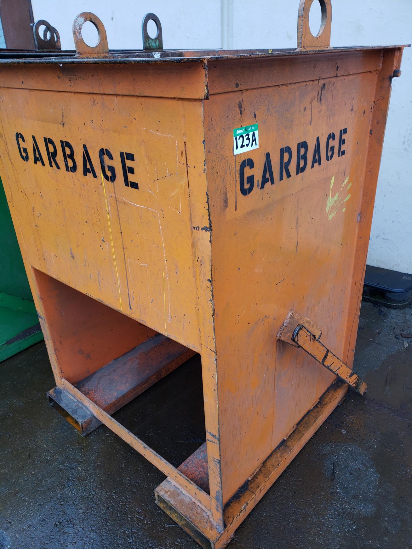 STEEL FORKLIFT SCRAP BIN