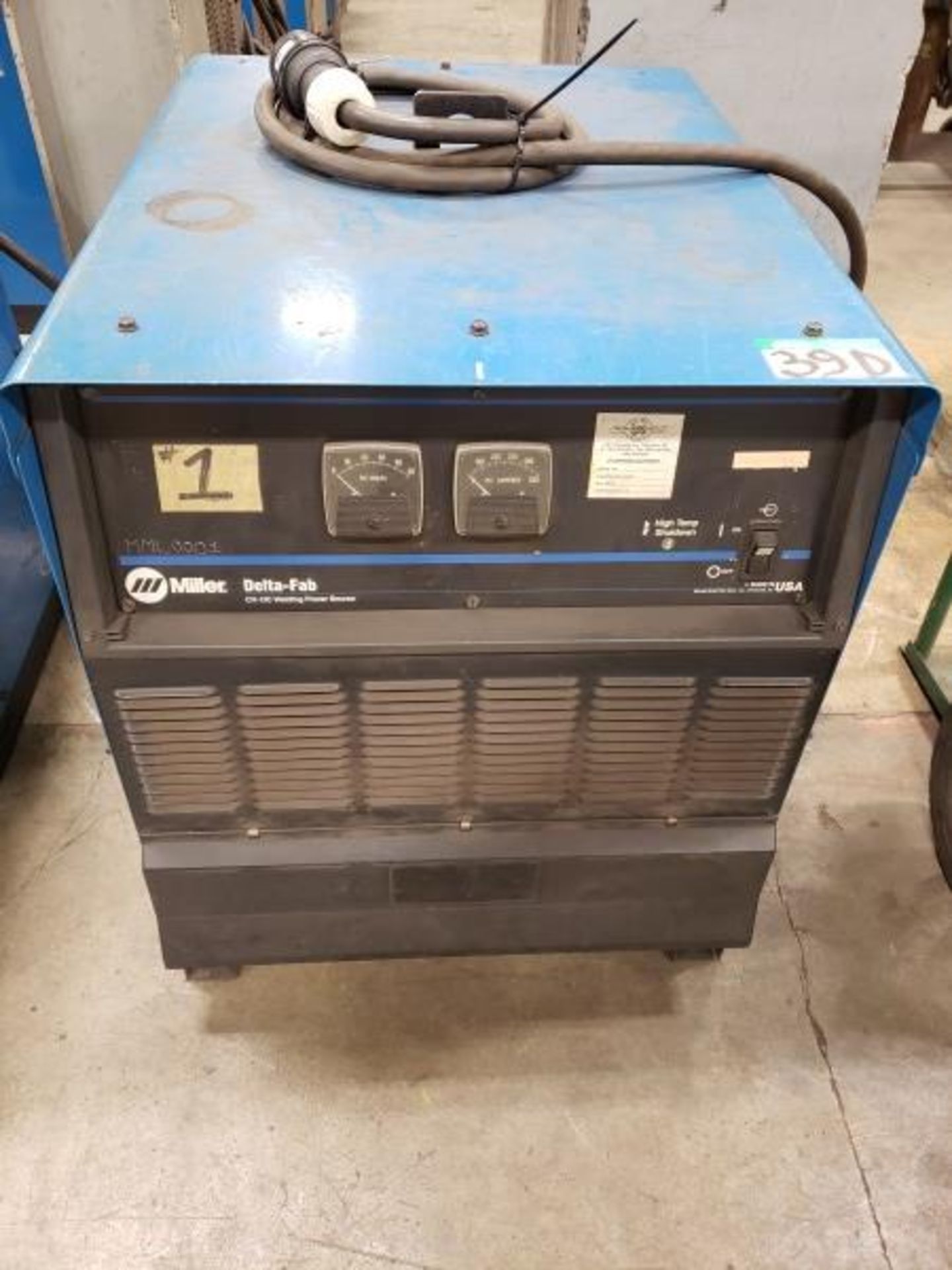 MILLER DELTA FAB CV-DC WELDER, 3PH