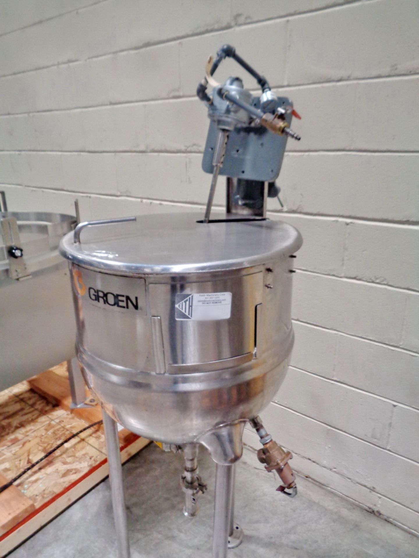 Groen 20 Gallon SS Jacketed Mixing Kettle, Model F20, S/N 33795 - Image 2 of 6