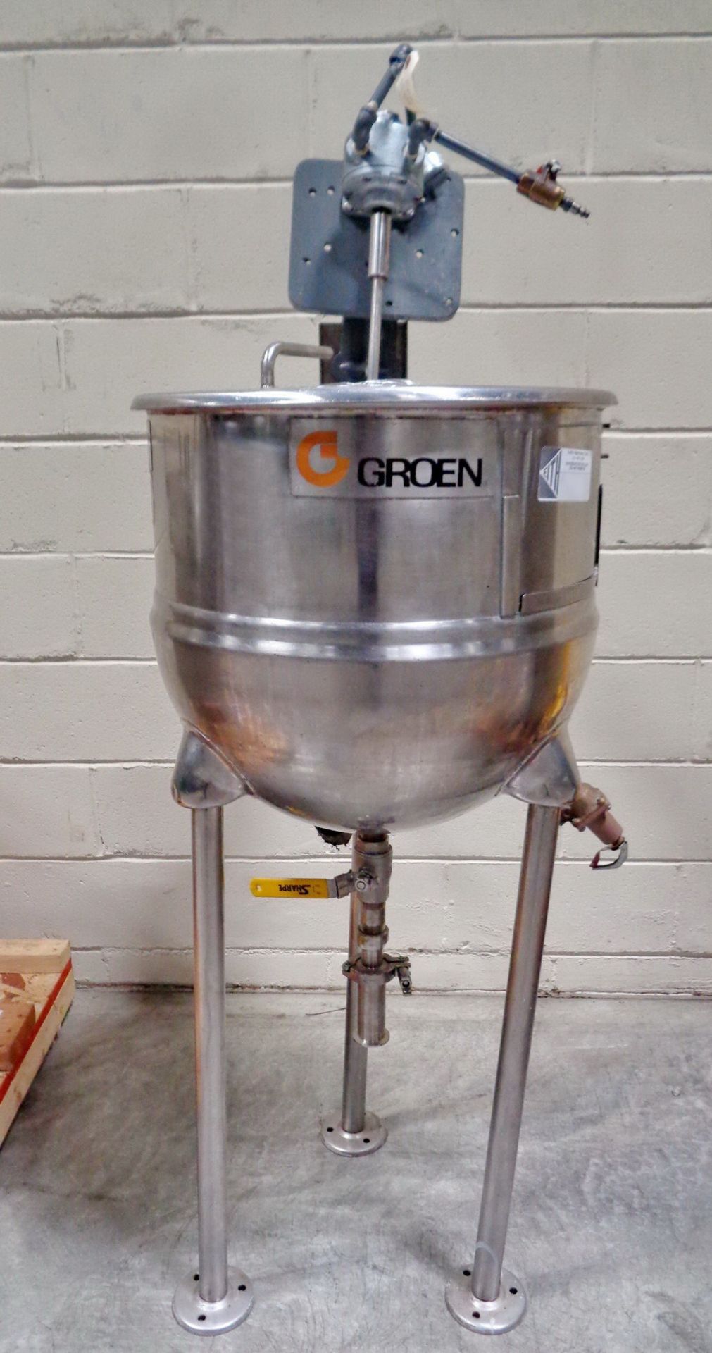 Groen 20 Gallon SS Jacketed Mixing Kettle, Model F20, S/N 33795