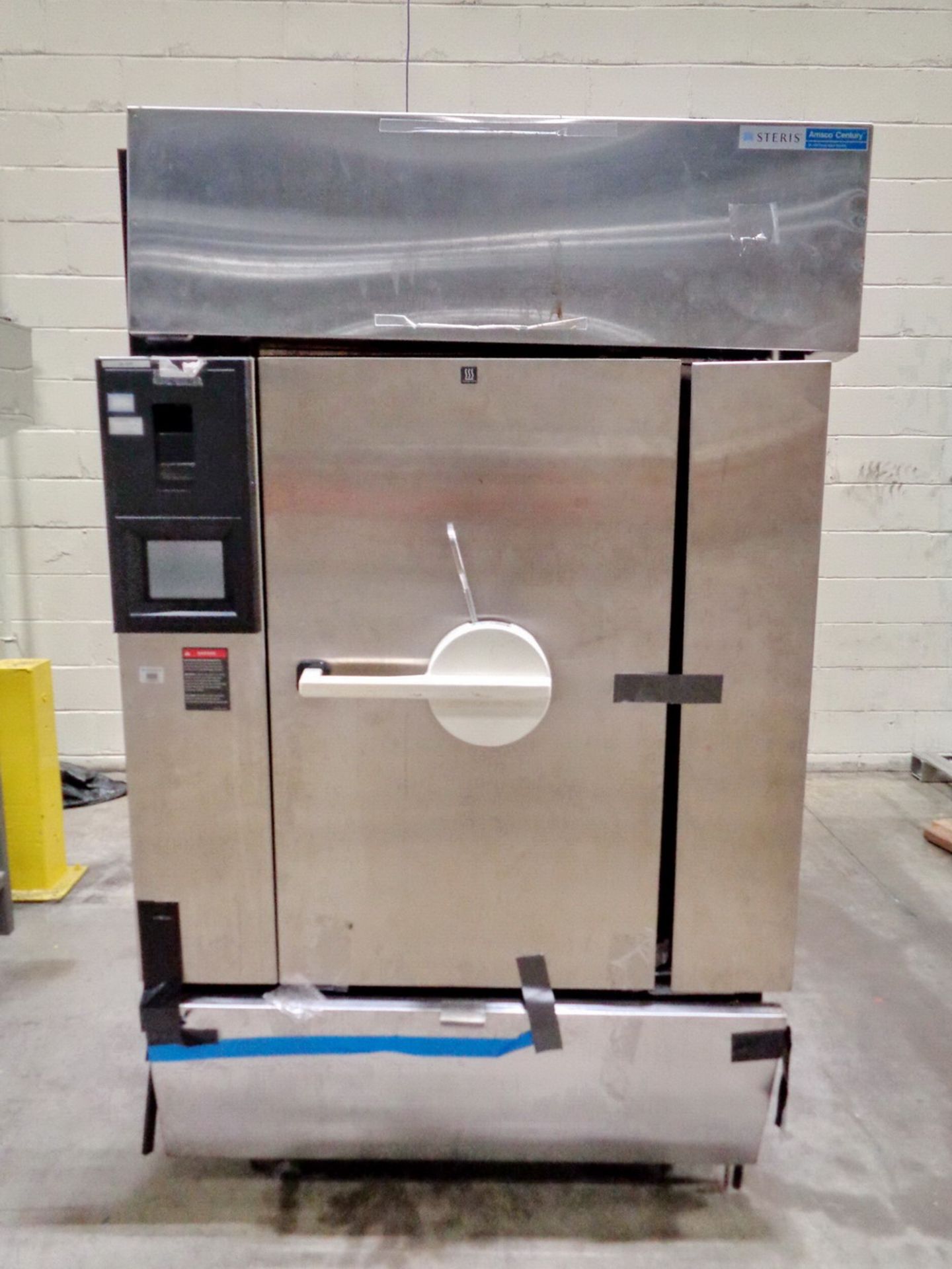 Steris Autoclave, single door, jacketed chamber, new 2006, S/N 0806024