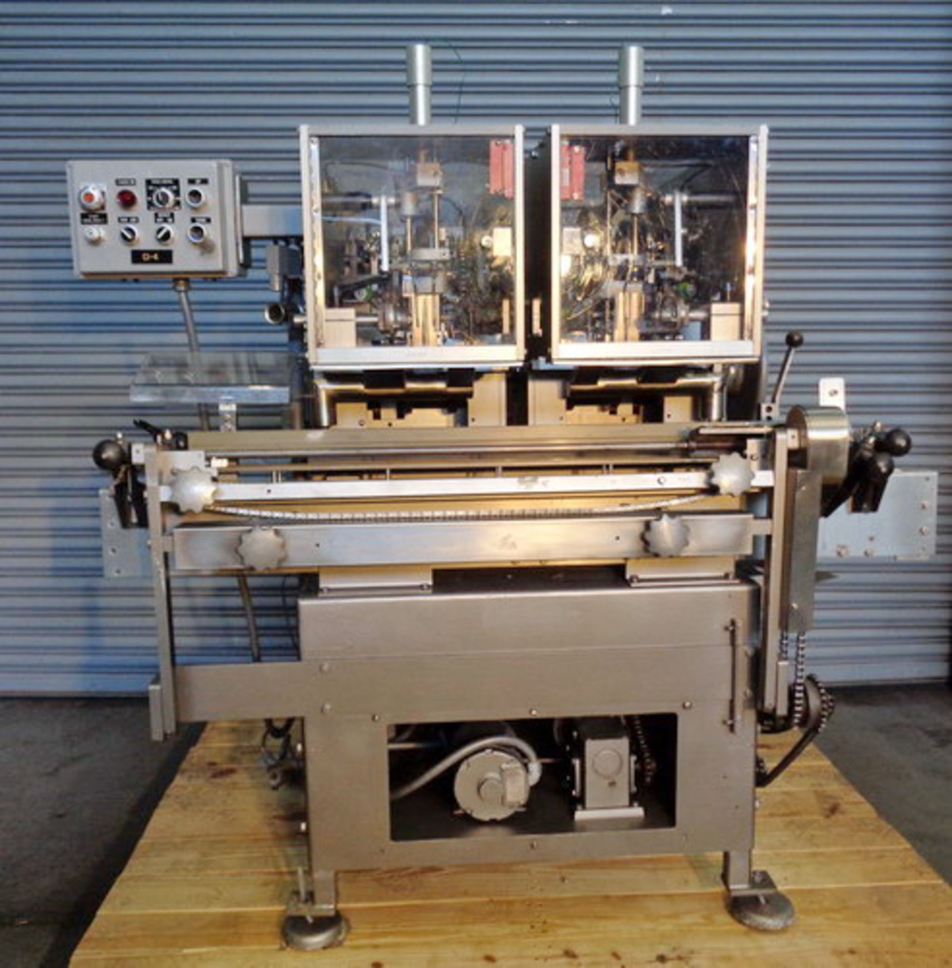 Lakso Cottoner Model 300, S/N 121. Fully automatic twin head cotton inserter.