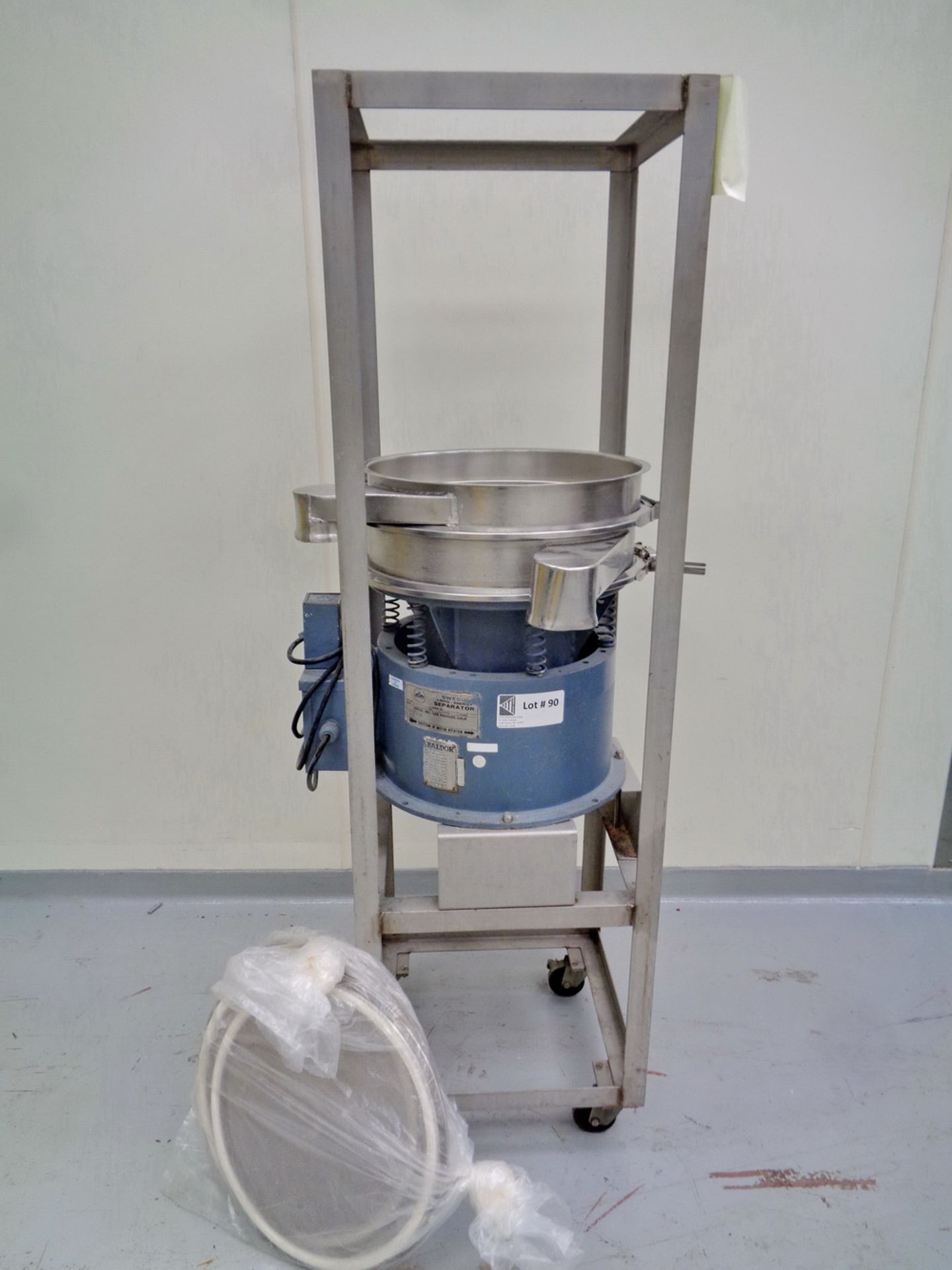 Sweco 18" Double Deck Stainless Steel Sifter, Model LS18S333, S/N LS18-275-37