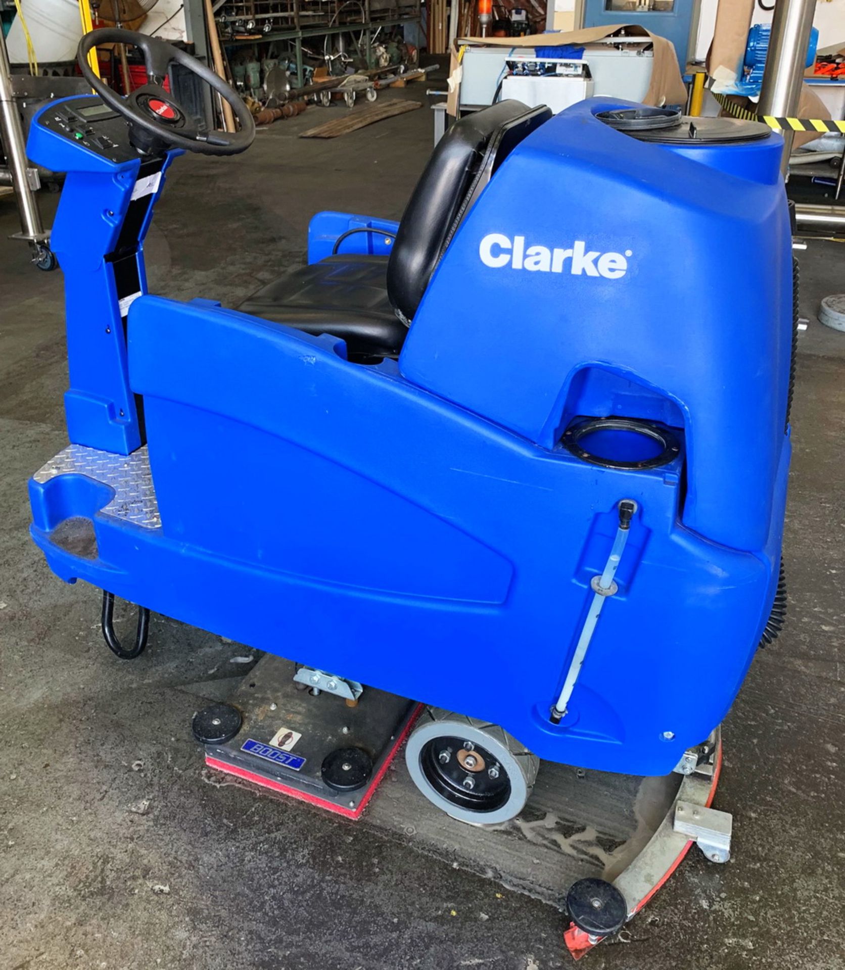 Clarke 32" Boost STRG WHL Electric Floor Scrubber - Image 2 of 4