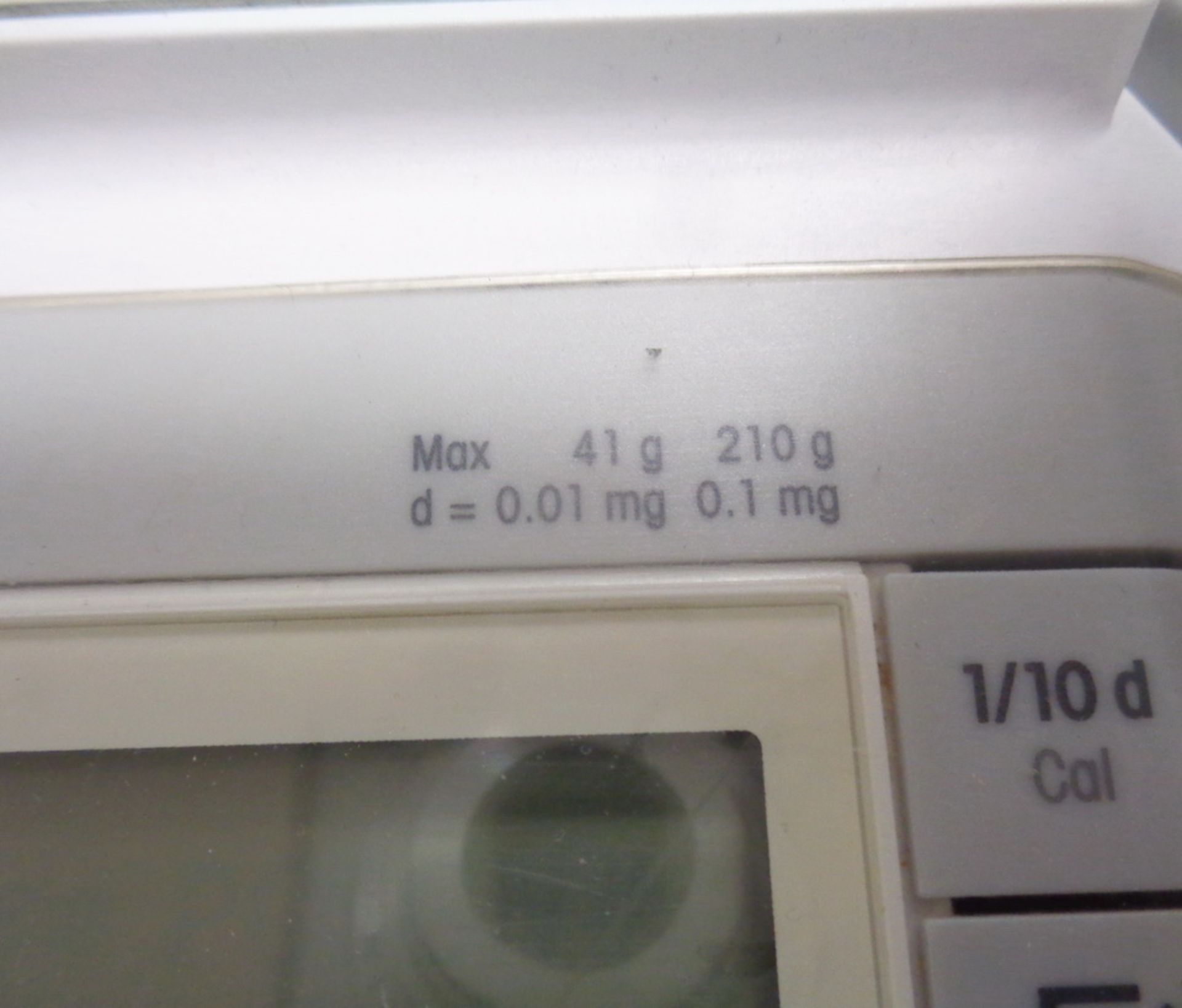 Mettler Toledo 41g/210g Digital Lab Balance, Model AG245, S/N 1115330020 - Image 4 of 5