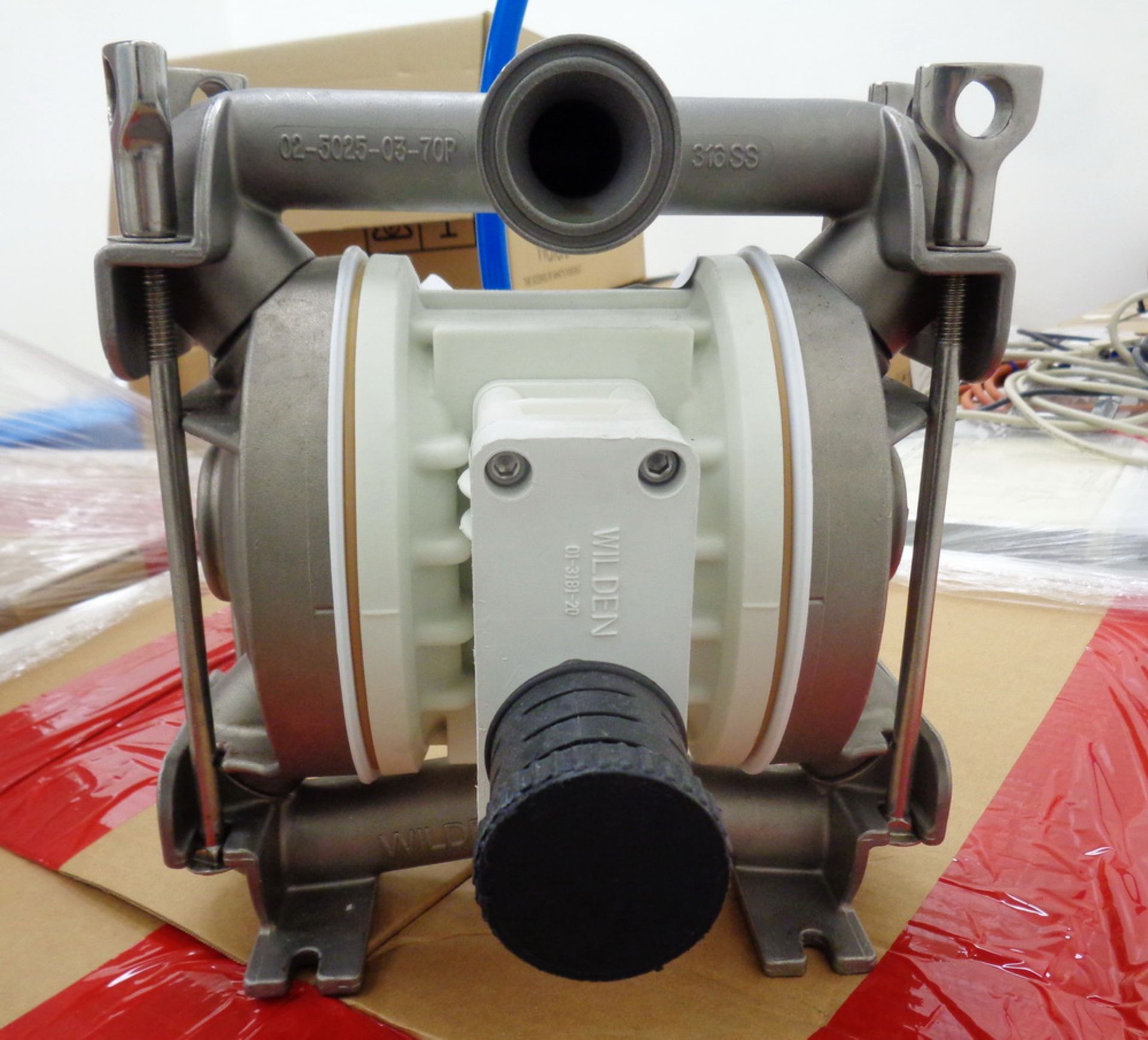 Wilden 316SS Diaphragm Pump, S/N 02-5025-03-70P - Image 2 of 5