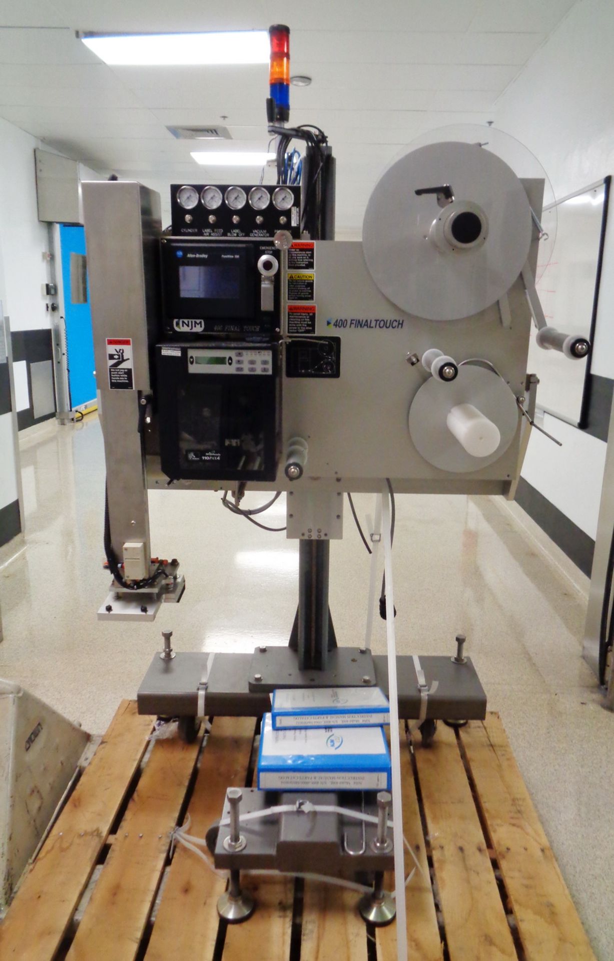 NJM Print and Apply or Preprinted Pressure Sensitive Labeler, Model 400L Final Touch