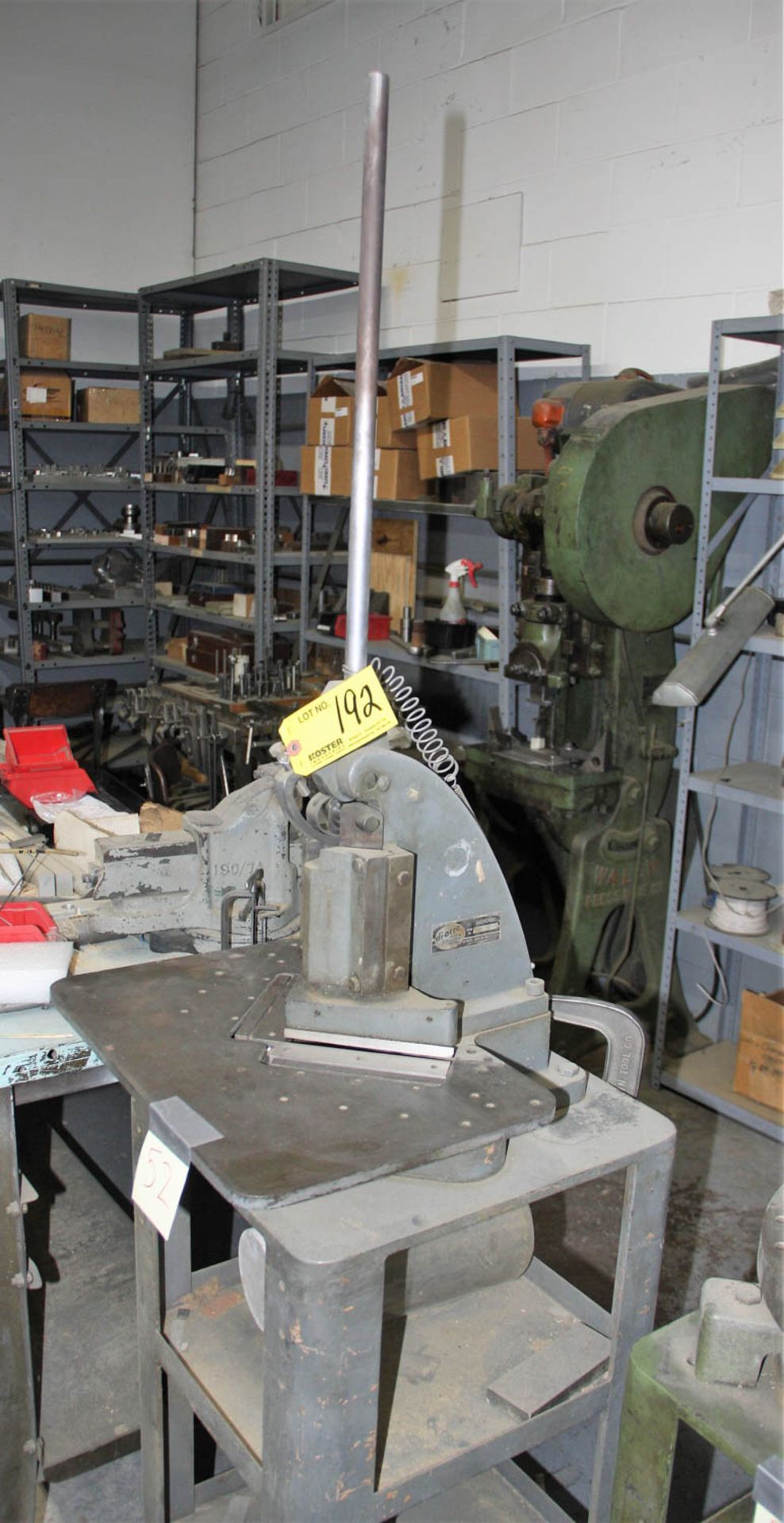 DIACRO 6" X 8" X 16ga. MANUAL NOTCHER & STAND, S/N: 3127