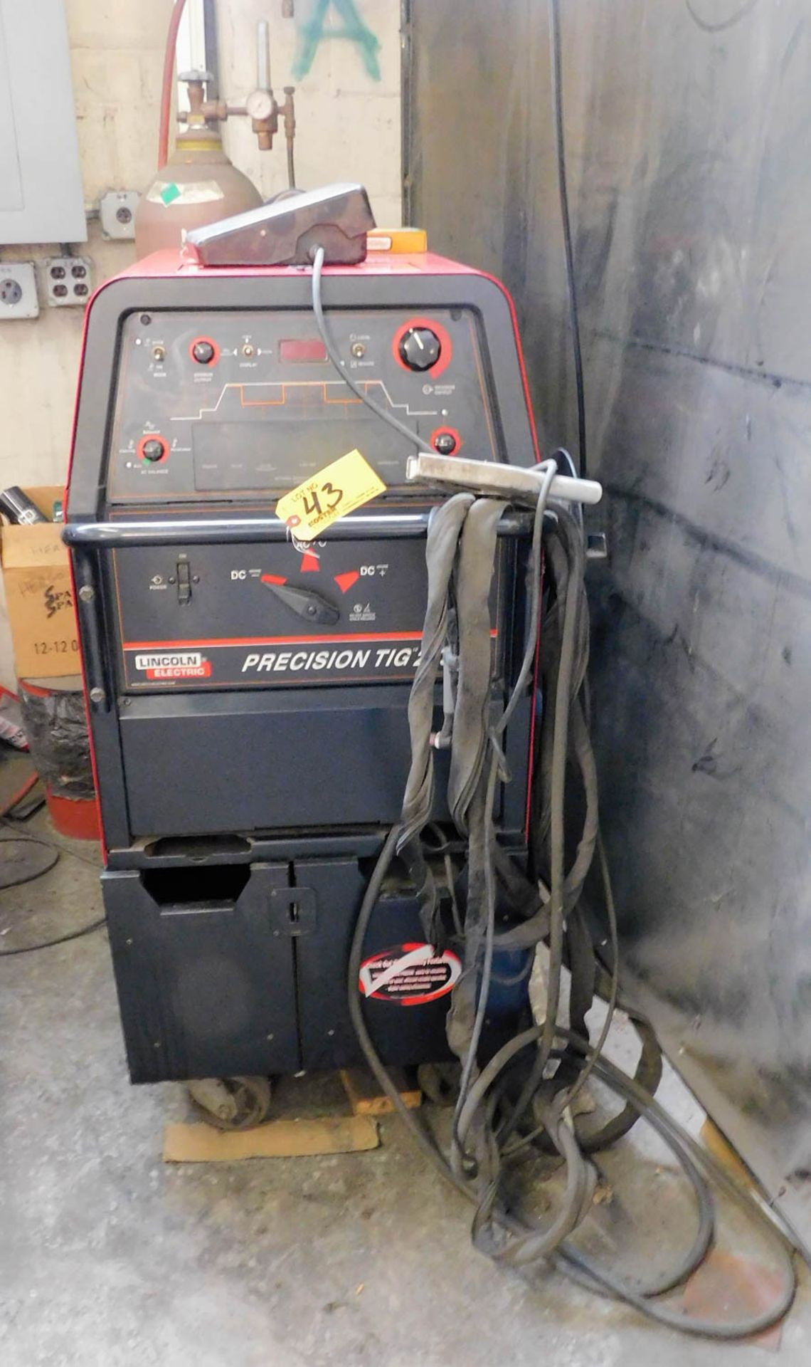 LINCOLN ELECTRIC PRECISION TIG 275 WELDER, S/N: U1020708407 (NO TANK)