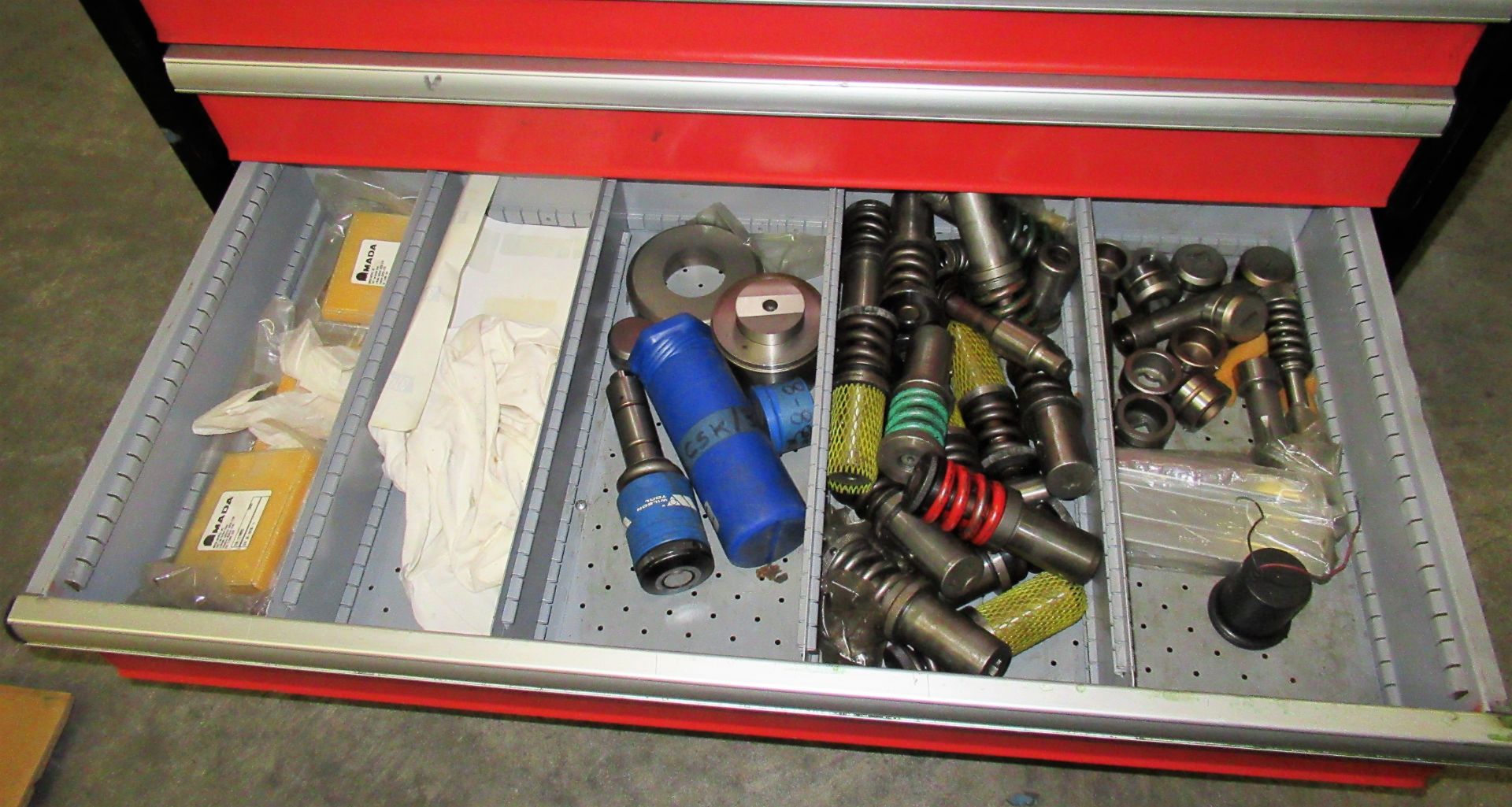 AMADA 8-DRAWER CABINET WITH PUNCHES & DIES - Image 8 of 9