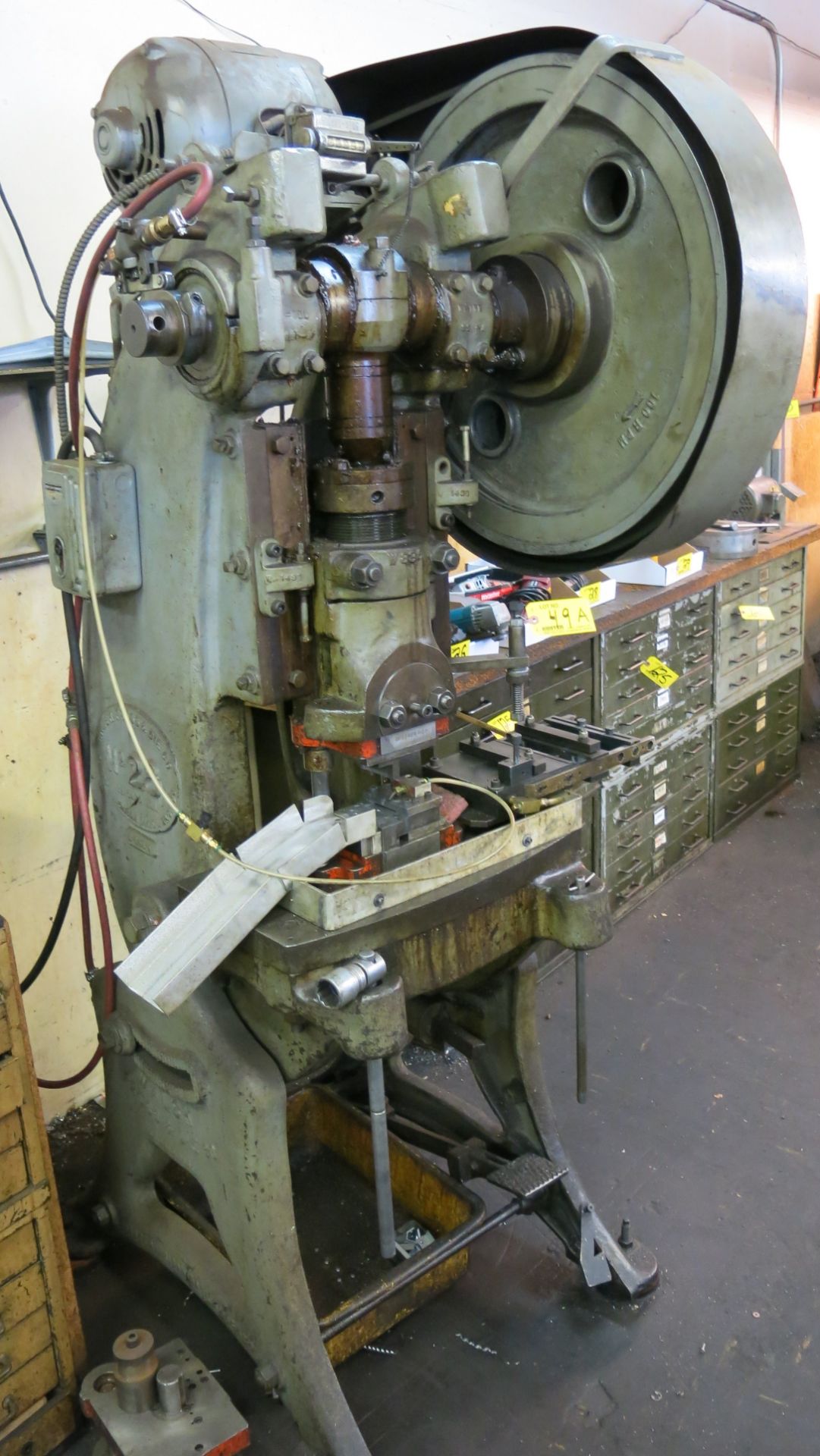 (1) WALSH NO. 28 APPROXIMATELY 28 TON OBI PRESS, WITH FOOT PEDAL CONTROLS, S/N: W856-A - Image 3 of 3