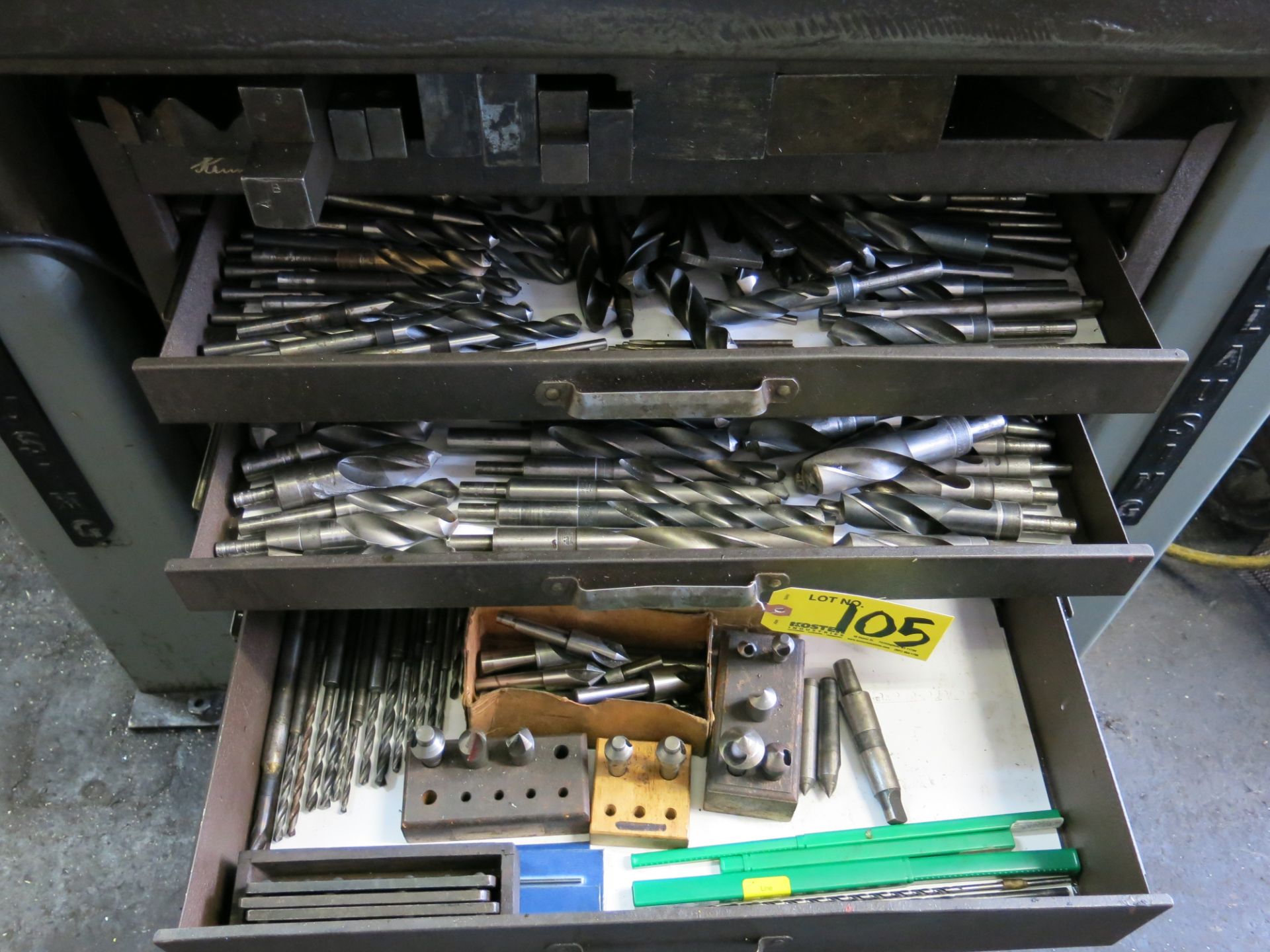 (1) KENNEDY 5-DRAWER TOOL BOX WITH CONTENTS, CONTENTS INCLUDE: NUMEROUS DRILL BITS AND REAMERS - Image 2 of 2