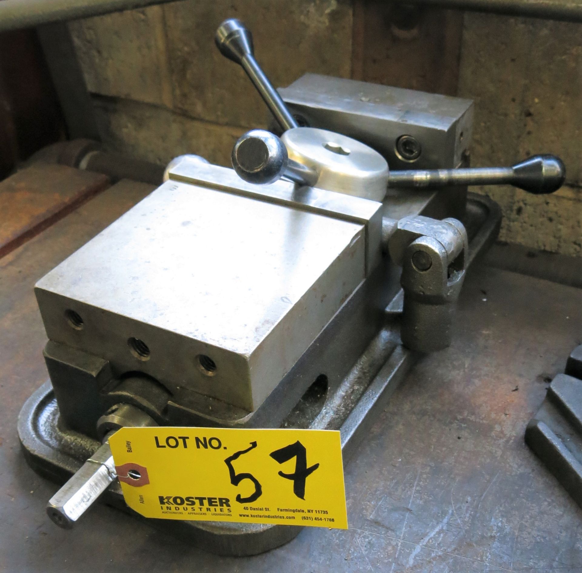 (1) KURT 5" MACHINIST VISE