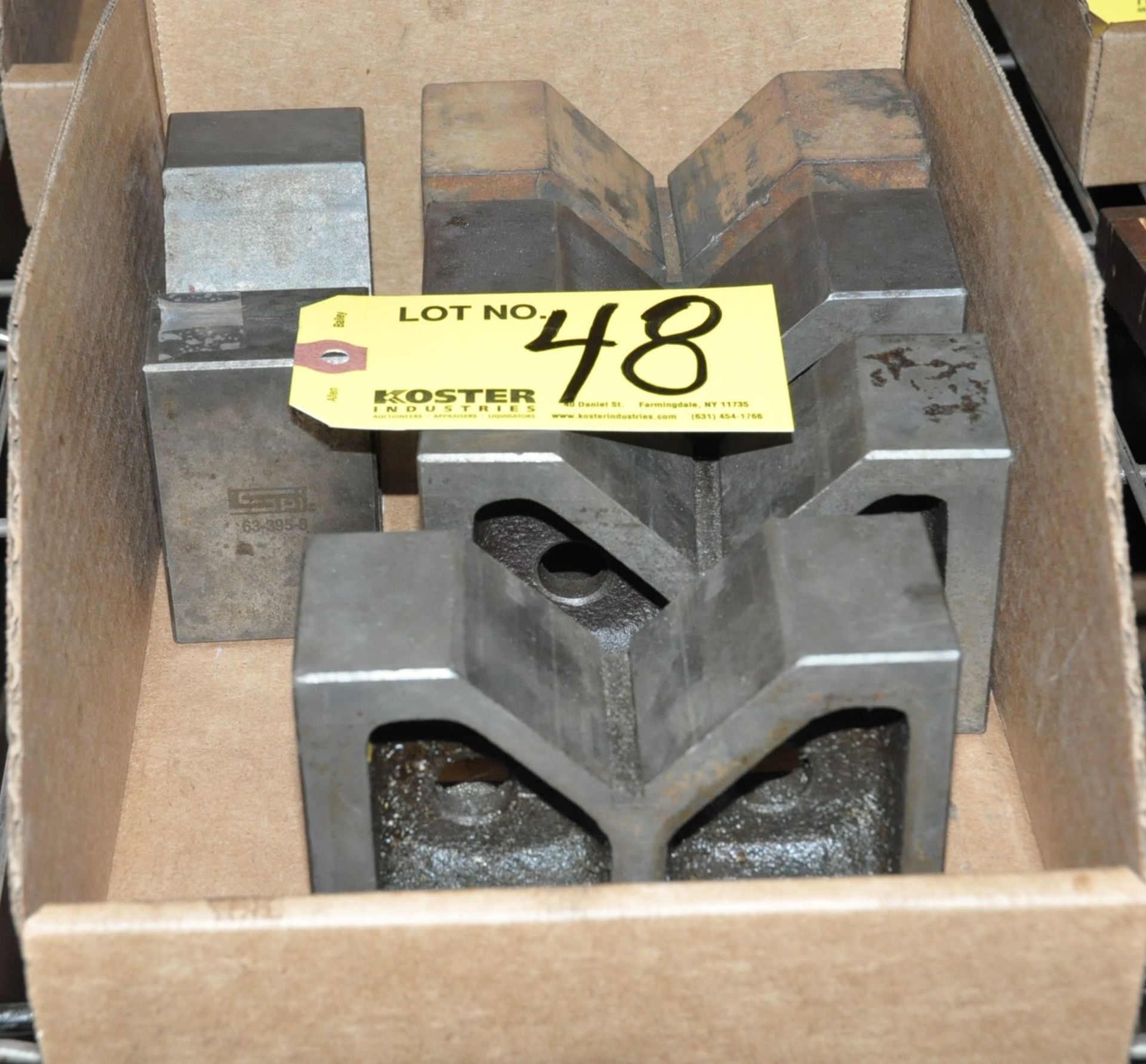 (5) 5" X 3" X 2" V-BLOCKS IN (1) BOX