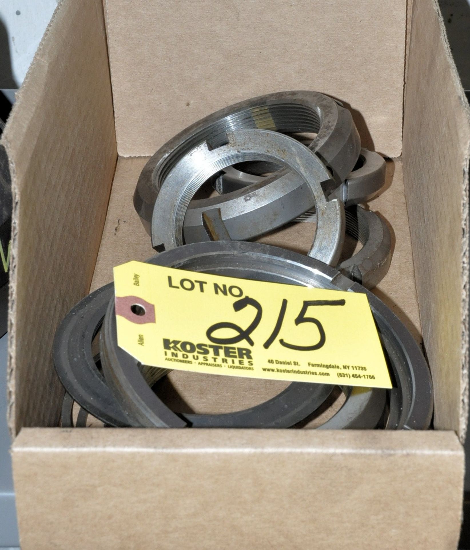 COLLAR NUTS IN (1) BOX