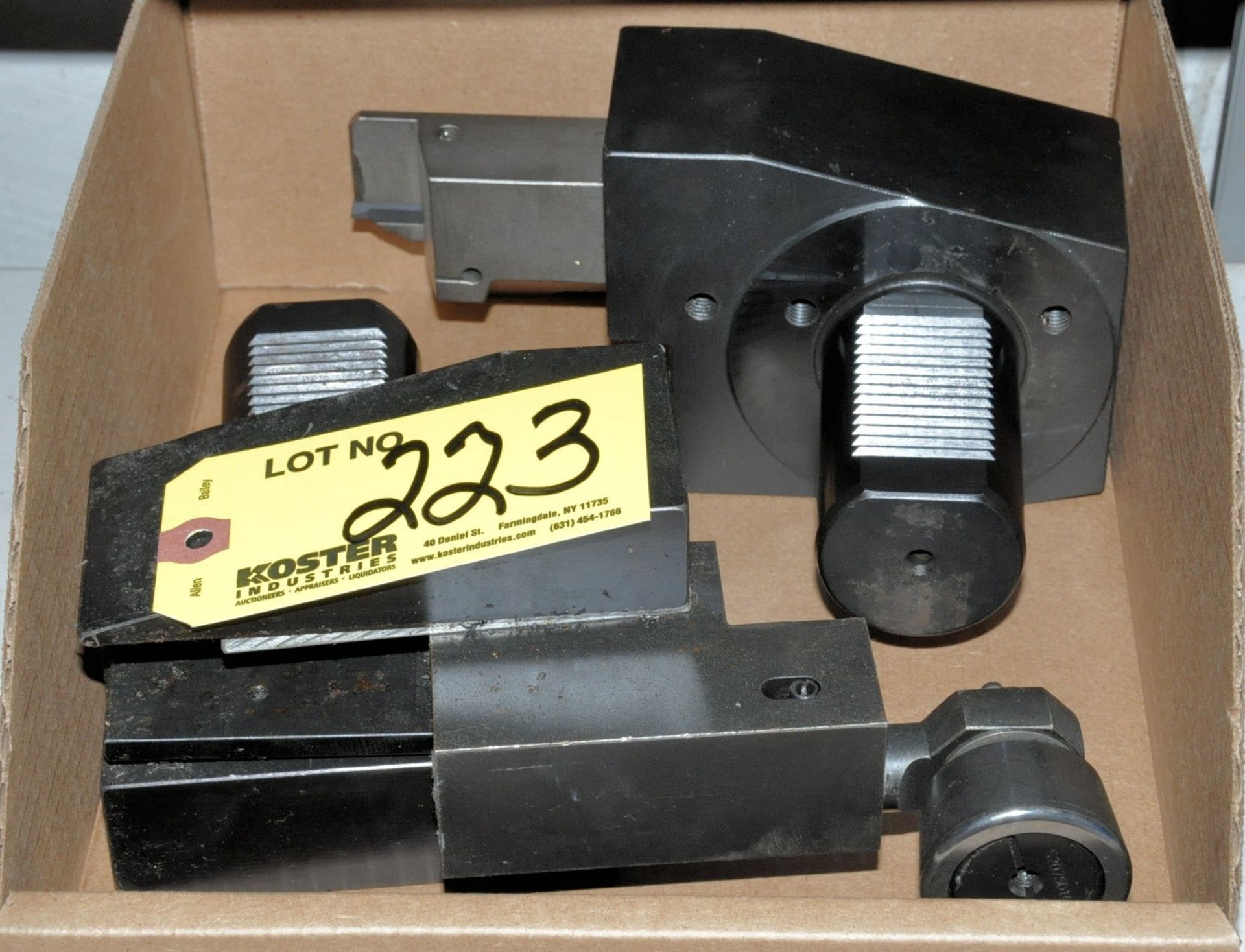 (2) CNC LATHE TOOL HOLDERS IN (1) BOX