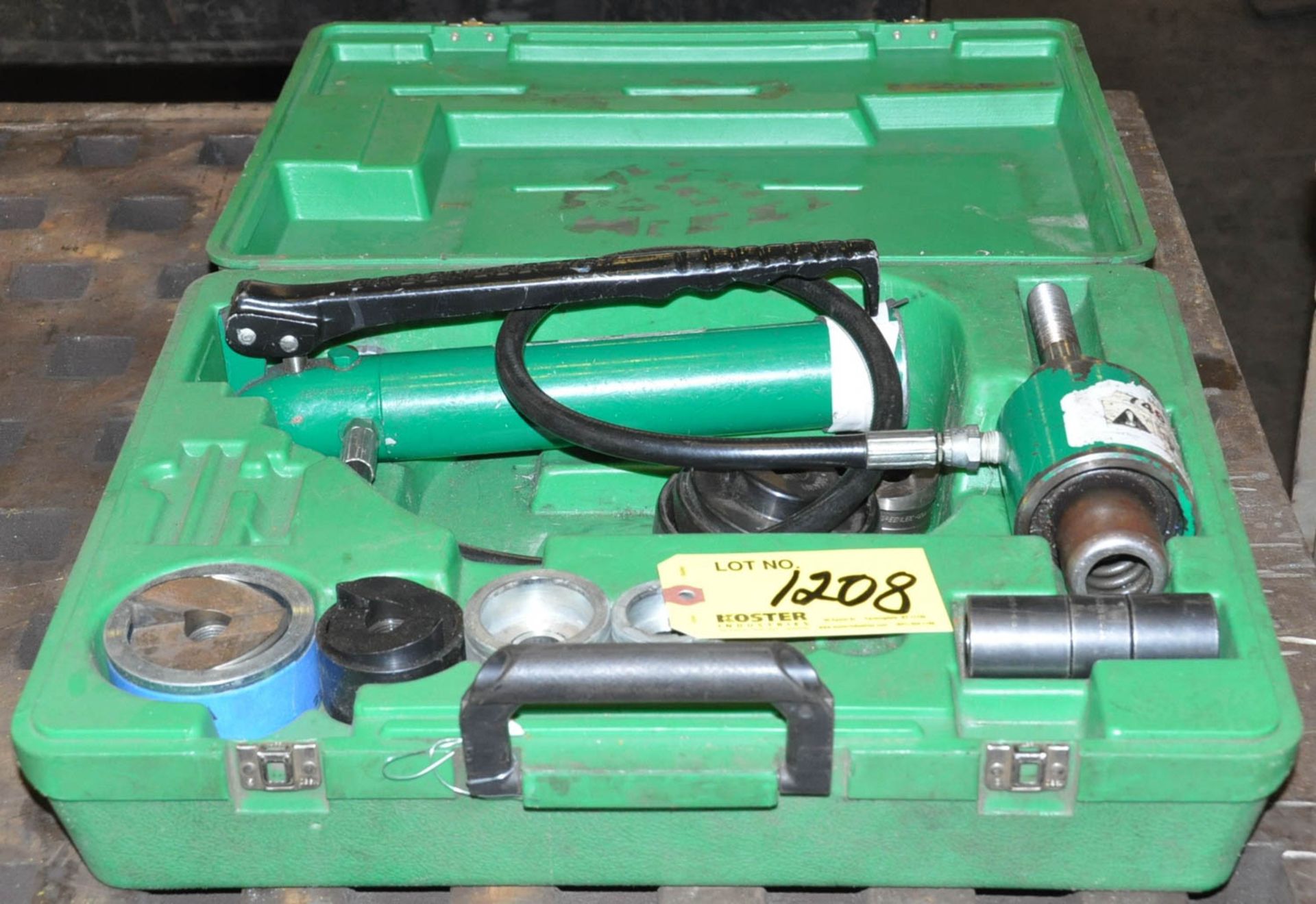 GREENLEE 746 HYDRAULIC HOLE PUNCHER SET WITH CASE