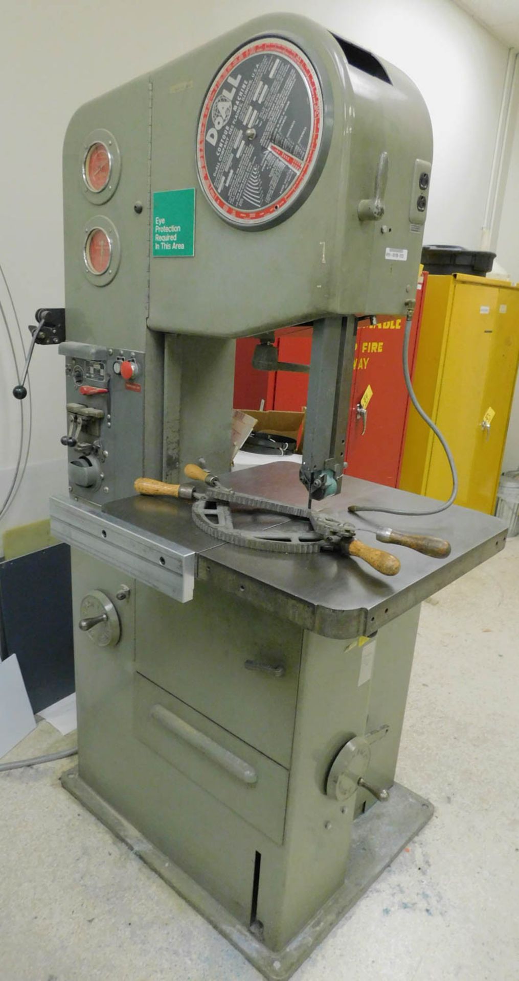 DOALL 1612-1 VERTICAL BANDSAW W/BLADE WELDING GRINDING ATTACHMENT, S/N: 148-65871 (POUGHKEEPSIE) - Image 2 of 3