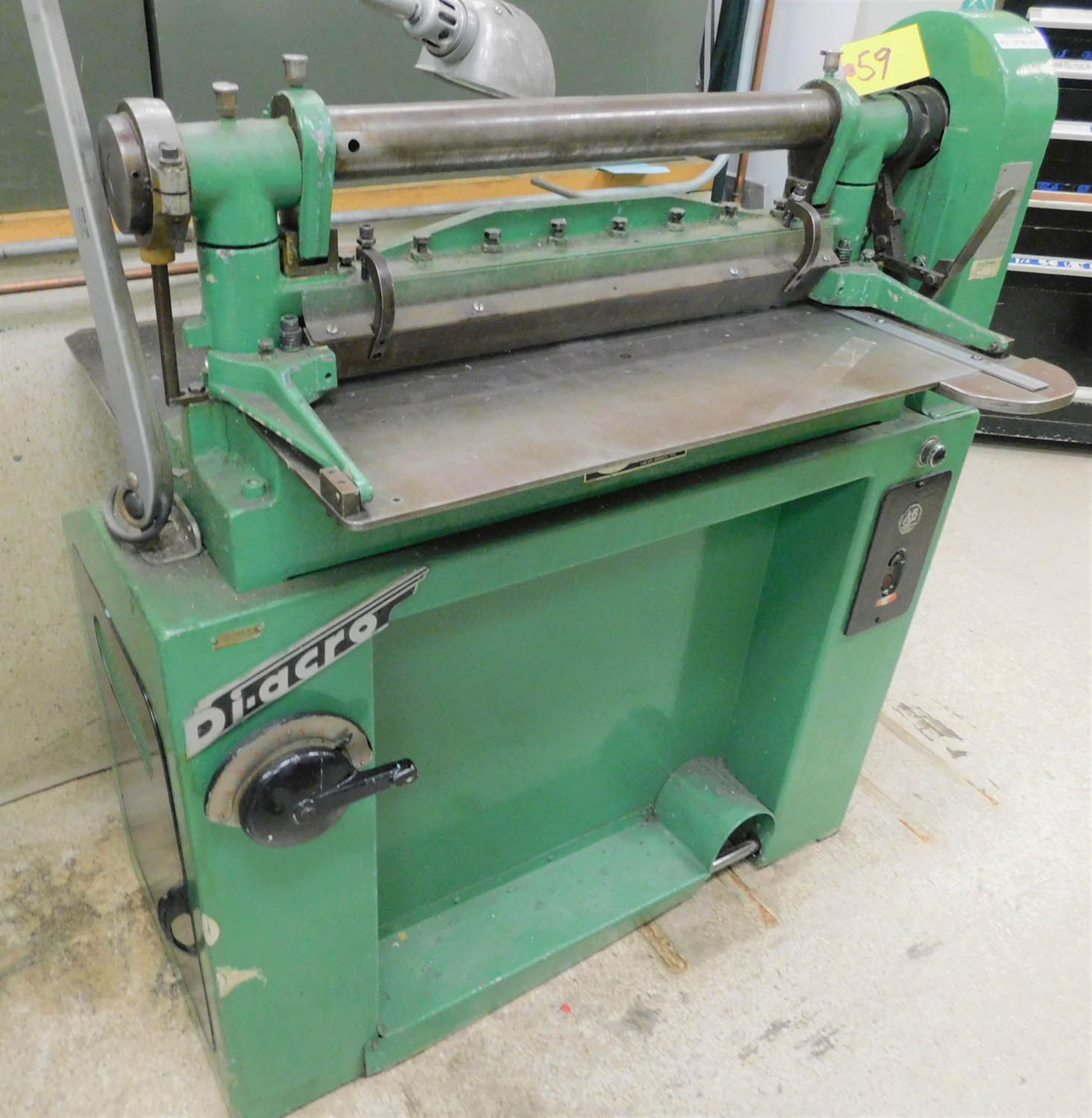 DI-ACRO VARI-O-SPEED POWER SHEAR NO. 24 24" X 16GA POWER SHEAR, S/N: 2089 [LOCATED AT 2455 SOUTH RO - Image 2 of 2