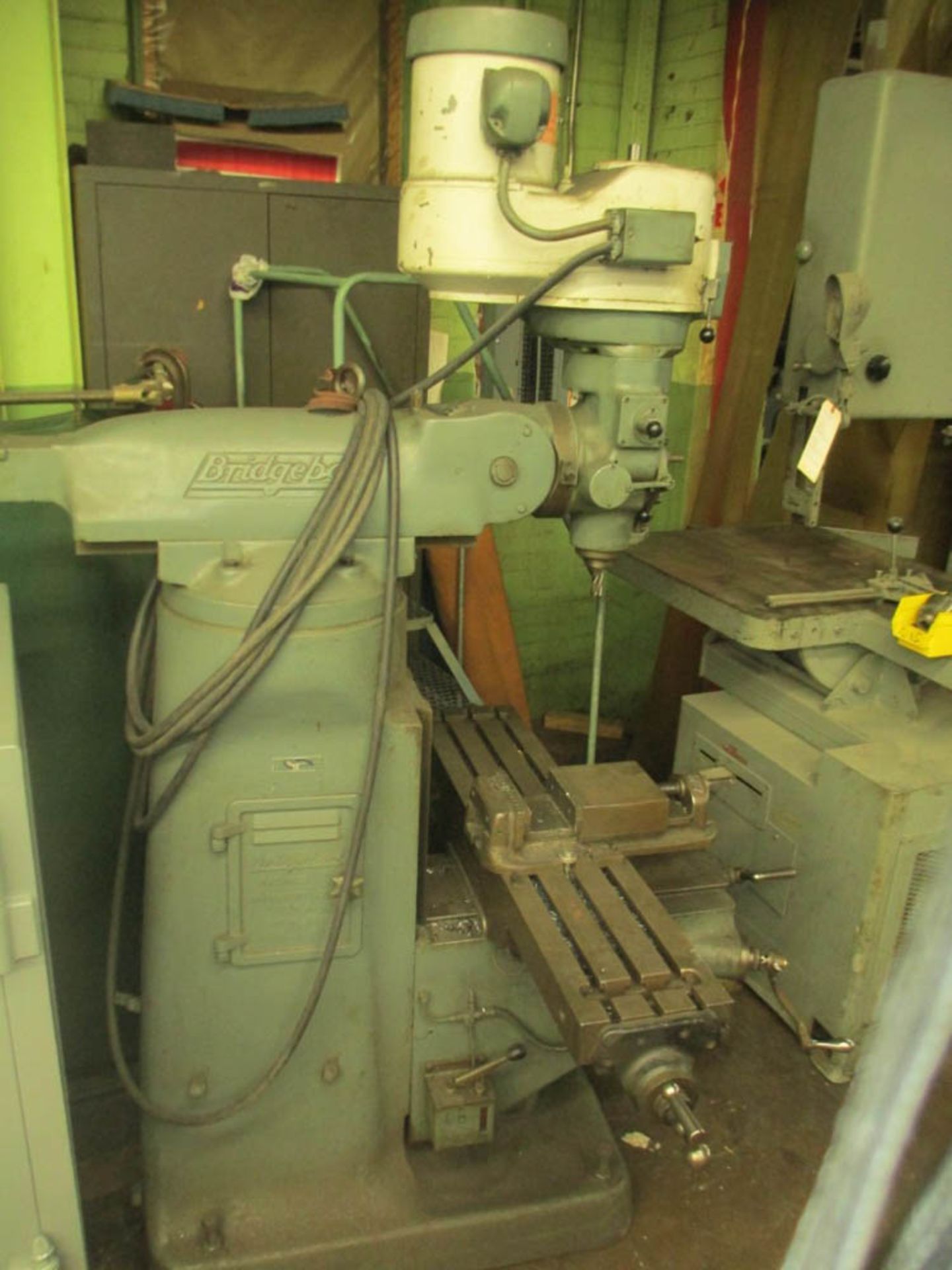 BRIDGEPORT MDL. BR2J 1-1/2 HP VERTICAL RAM TYPE TURRET MILLING MACHINE, TABLE SIZE: 9" X 48",