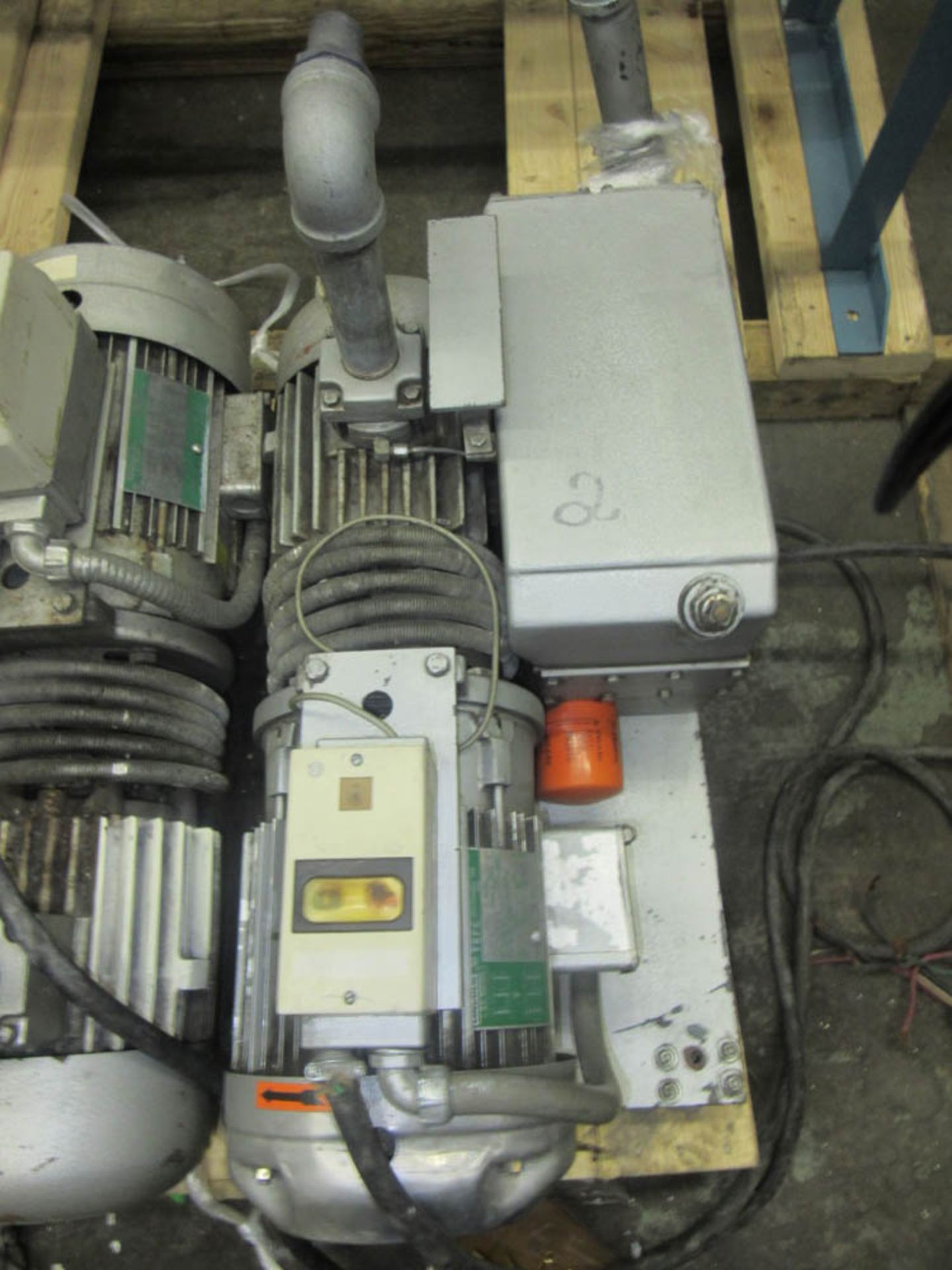 BUSCH MDL. RC900 SINGLE STAGE ROTARY VANE VACUUM PUMP, 230-460V/3PH/60HZ, MOTOR: 5 HP, 1740 RPM, - Image 2 of 4