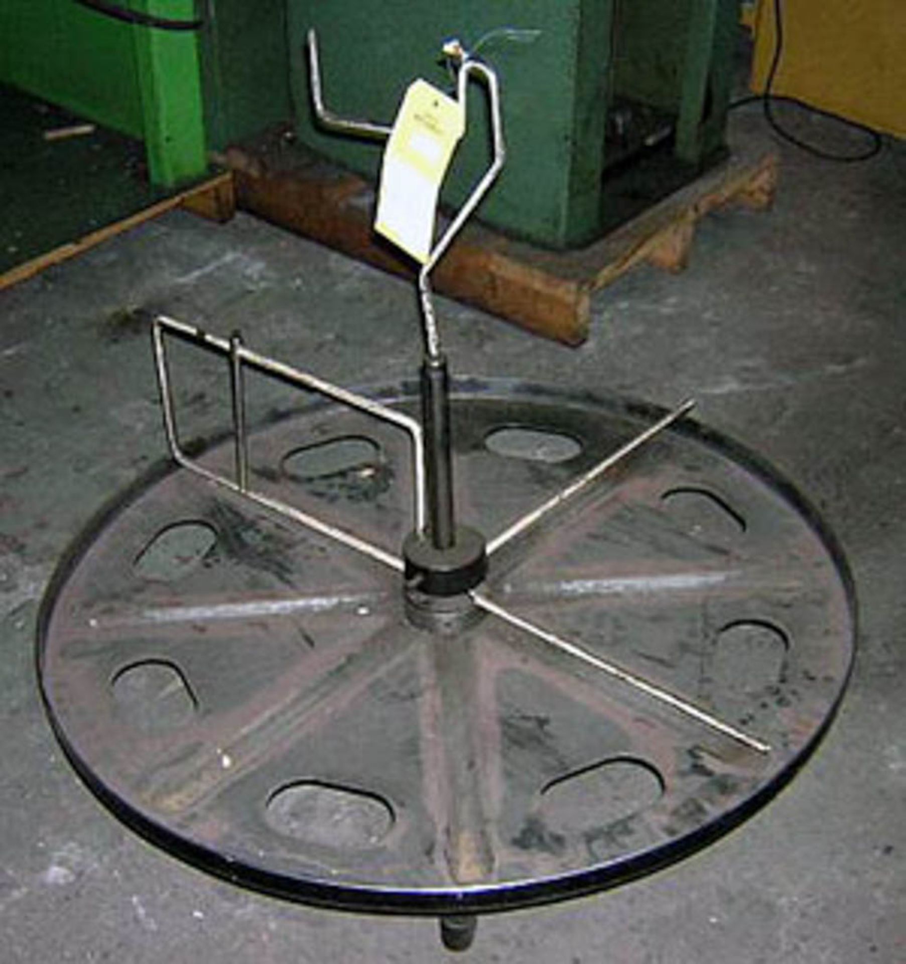 36" DIAMETER PAN TYPE HORIZONTAL PAYOFF REEL [5736-580]