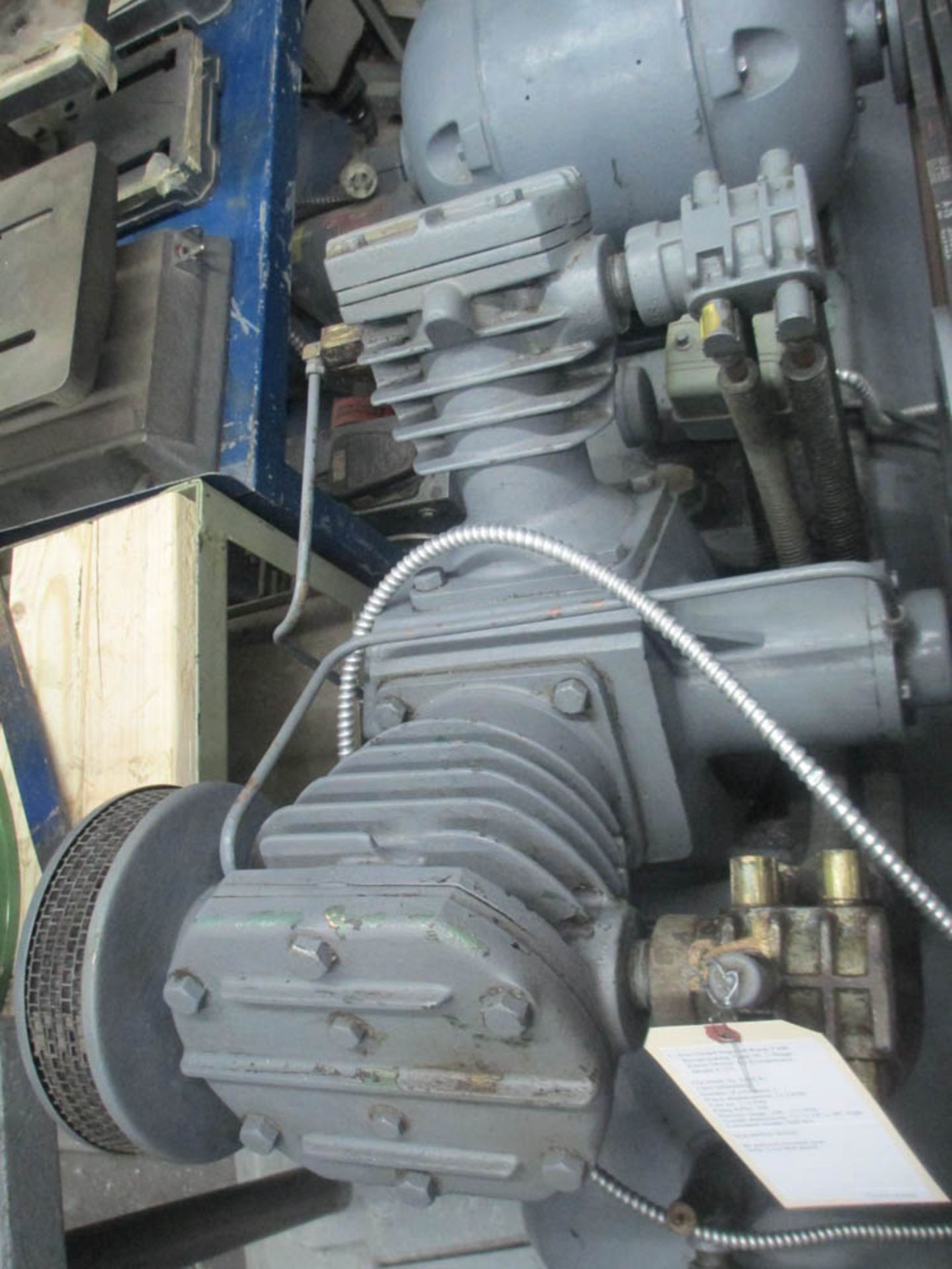 INGERSOLL RAND MDL. 253 5HP RECIPROCATING TYPE 30, 2-STAGE PISTON DRIVEN AIR COMPRESSOR, NUMBER OF - Image 3 of 4