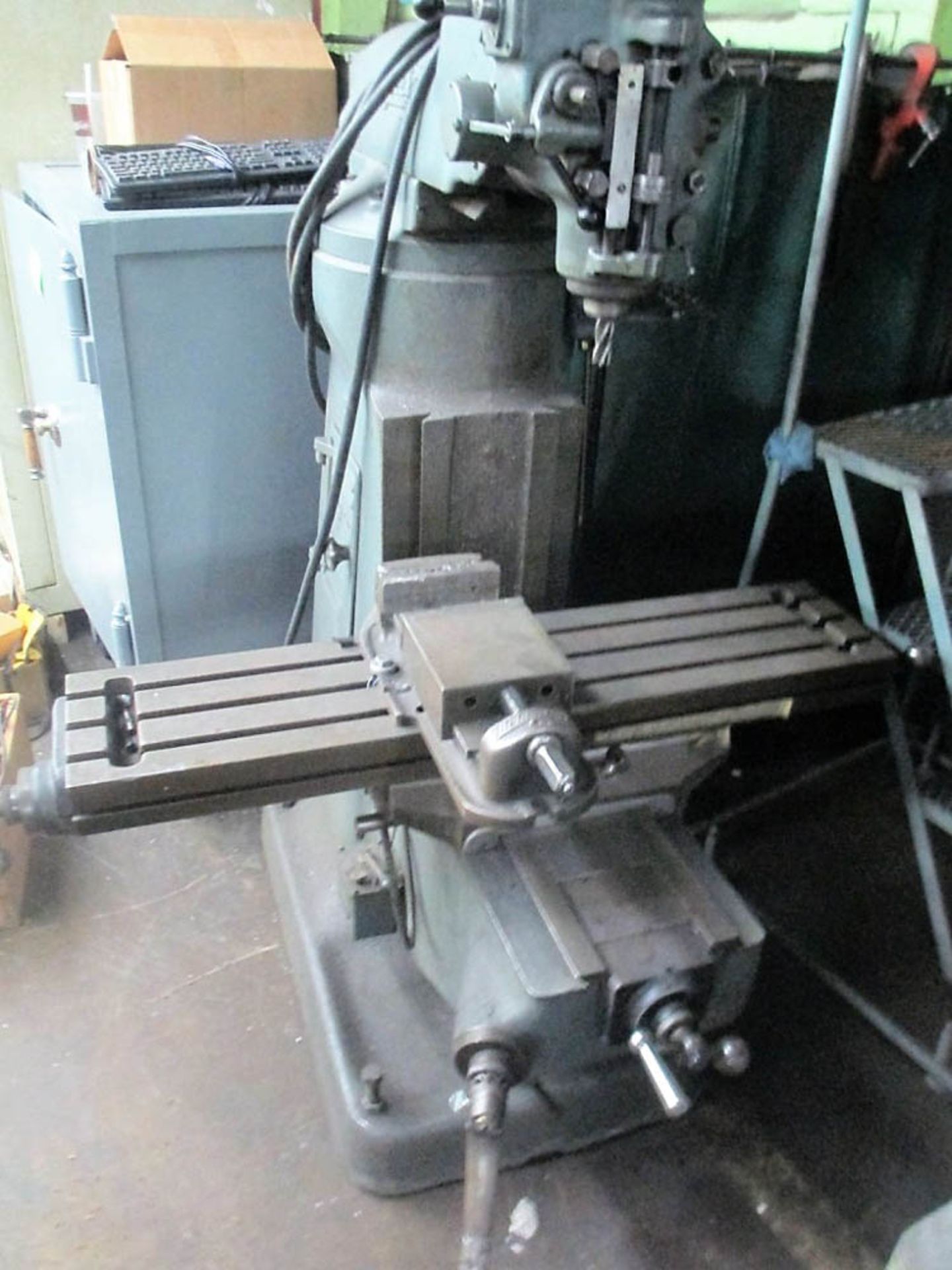 BRIDGEPORT MDL. BR2J 1-1/2 HP VERTICAL RAM TYPE TURRET MILLING MACHINE, TABLE SIZE: 9" X 48", - Image 2 of 6