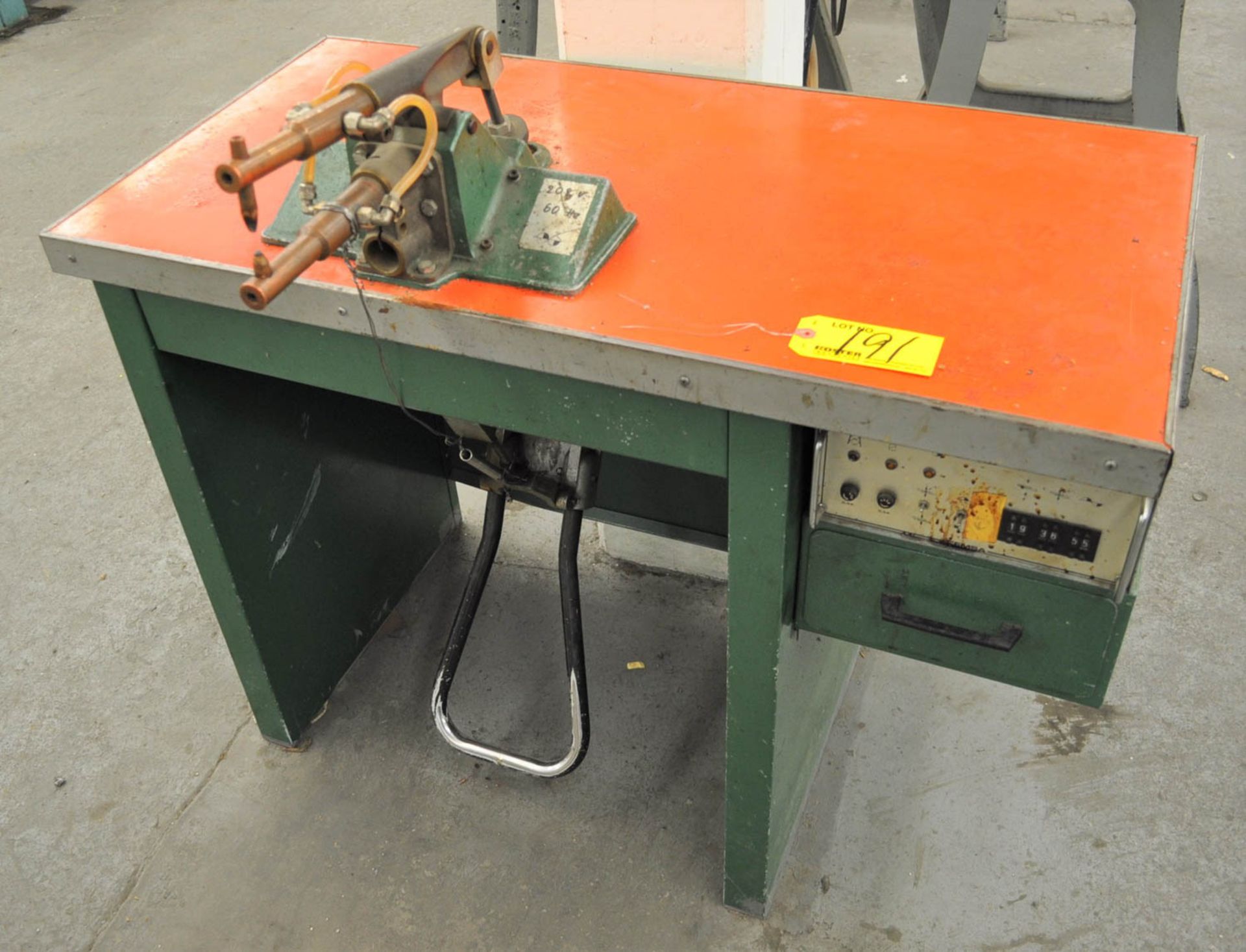 CEMSA DSS 20-KVA SPOT WELDER