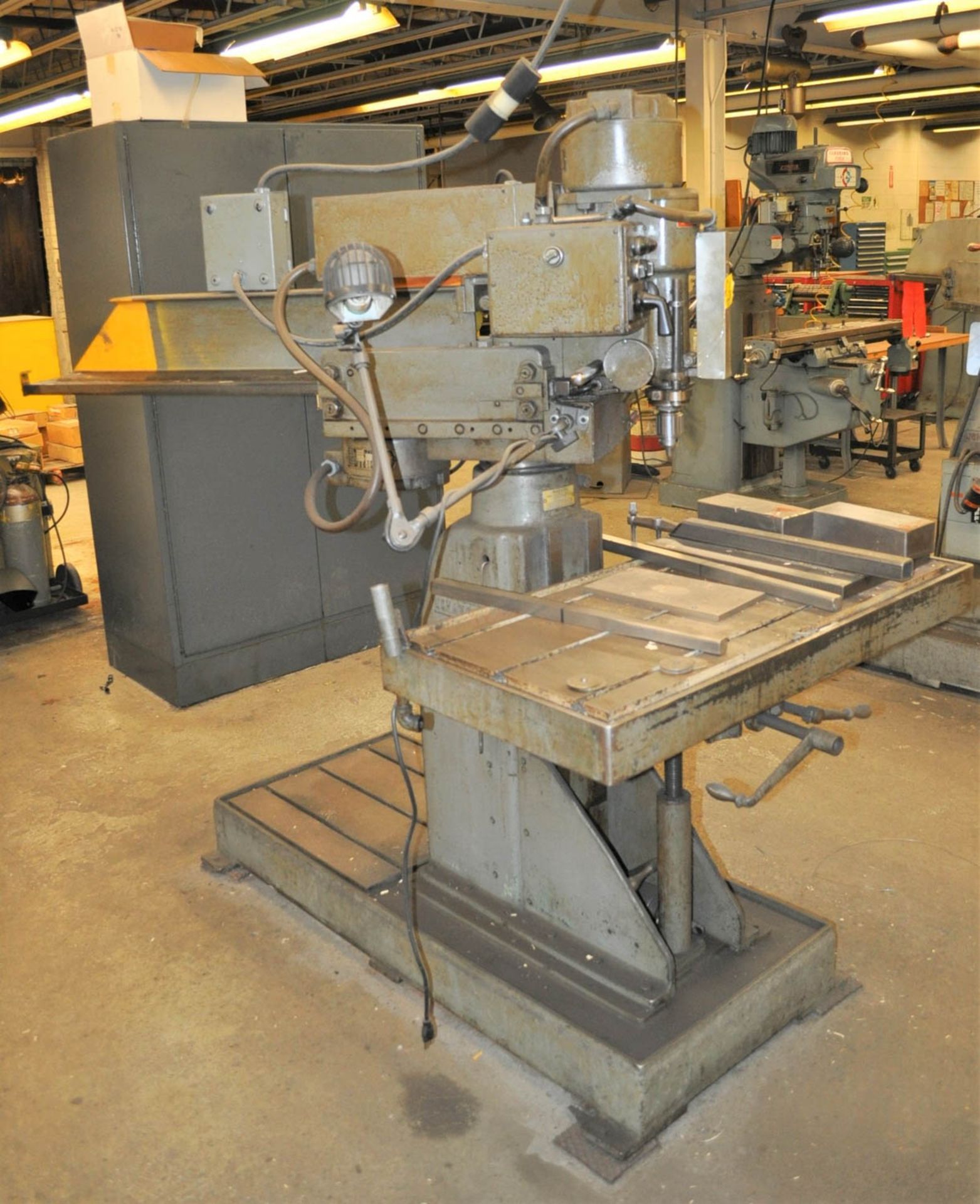 30" JOHANSSON RADIAL ARM DRILL, 37" X 17-3/4" T-SLOTTED TABLE, 8-SPINDLE SPEEDS, 125-1540 RPM, S/ - Image 2 of 3