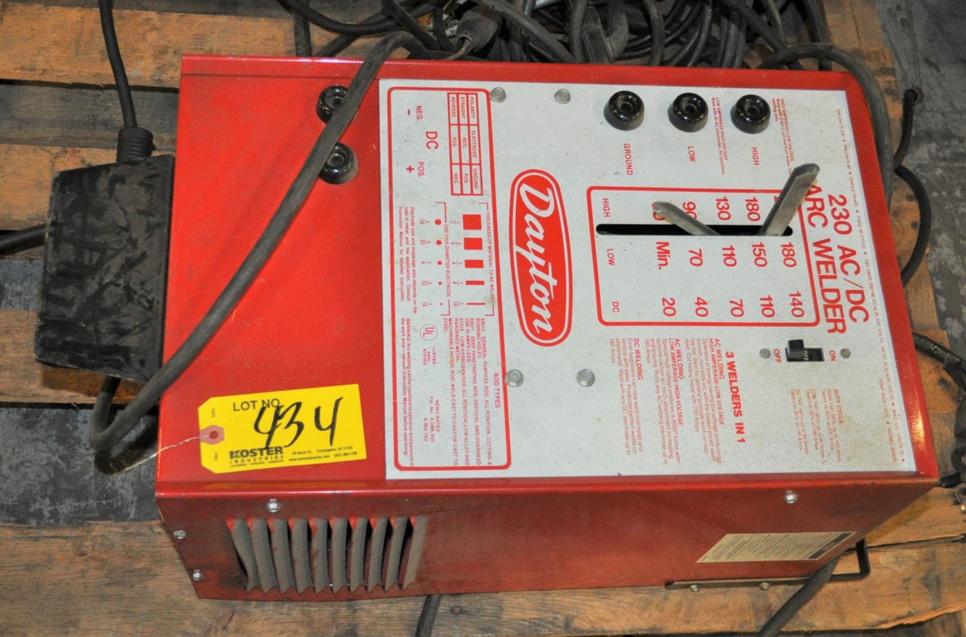 DATON 230-AMP AC/DC ARC WELDER & CABLES