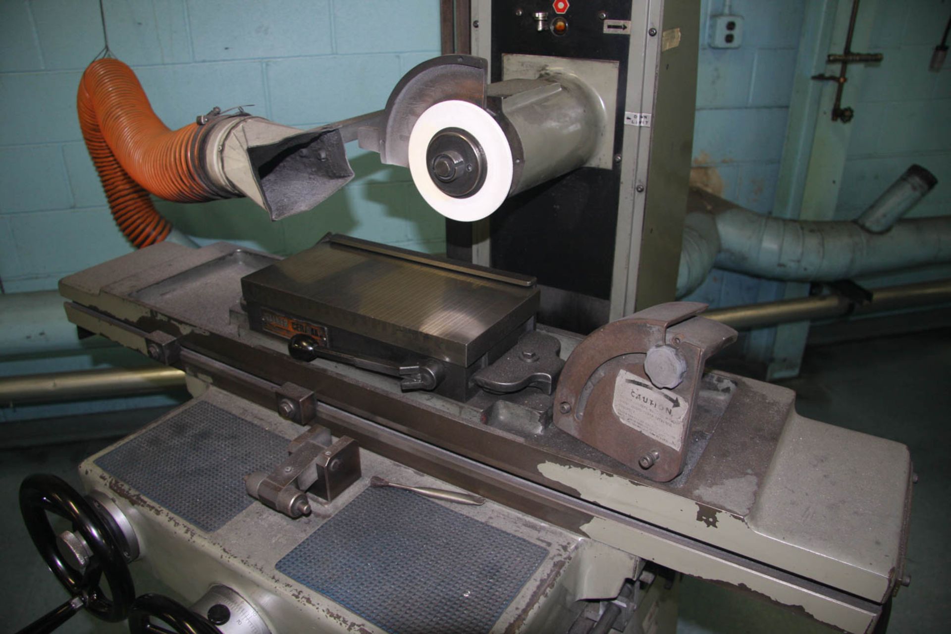 6" X 12" MITSUI MSG-200MH HAND FEED SURFACE GRINDER, 1kw, PERMANENT MAGNETIC CHUCK, S/N: - Image 2 of 4